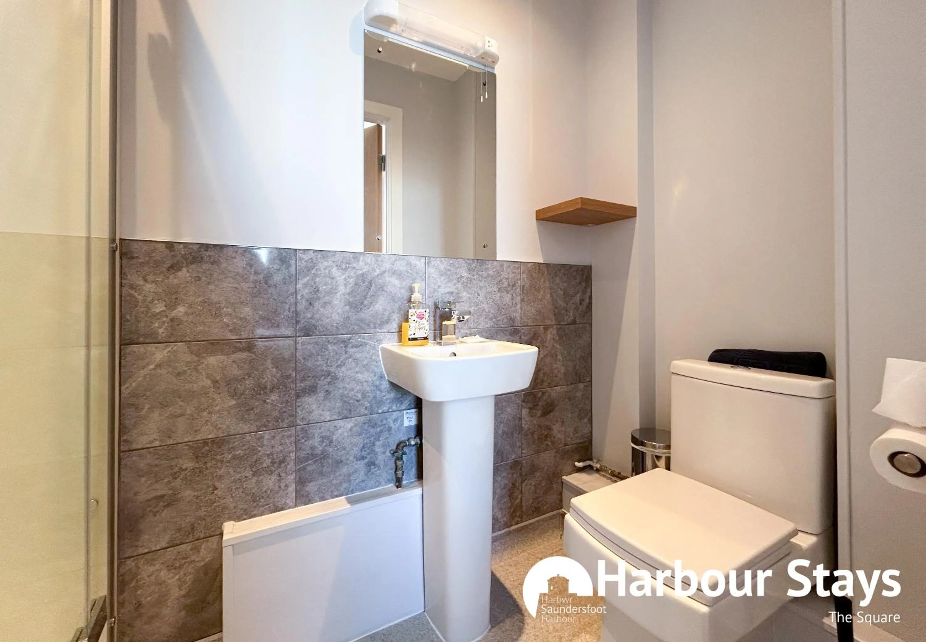 Toilet in Harbour Stays at Ocean Square