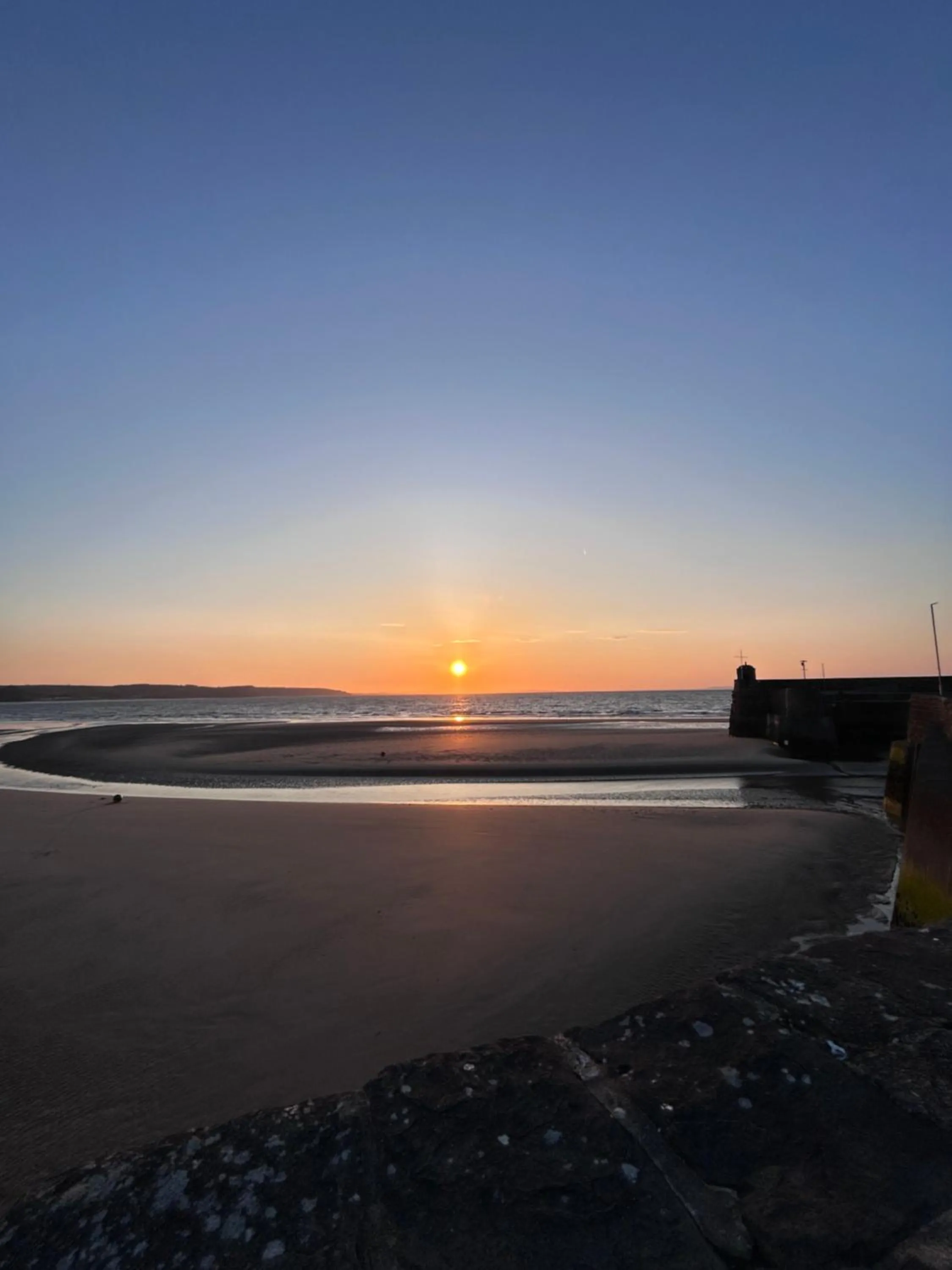 Sunrise in Harbour Stays at Ocean Square