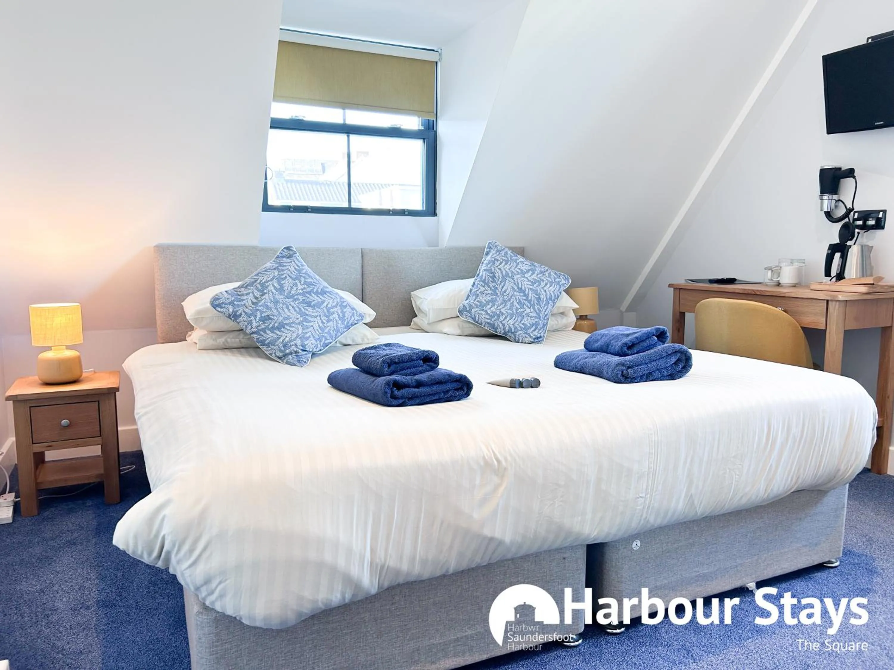 Bed in Harbour Stays at Ocean Square