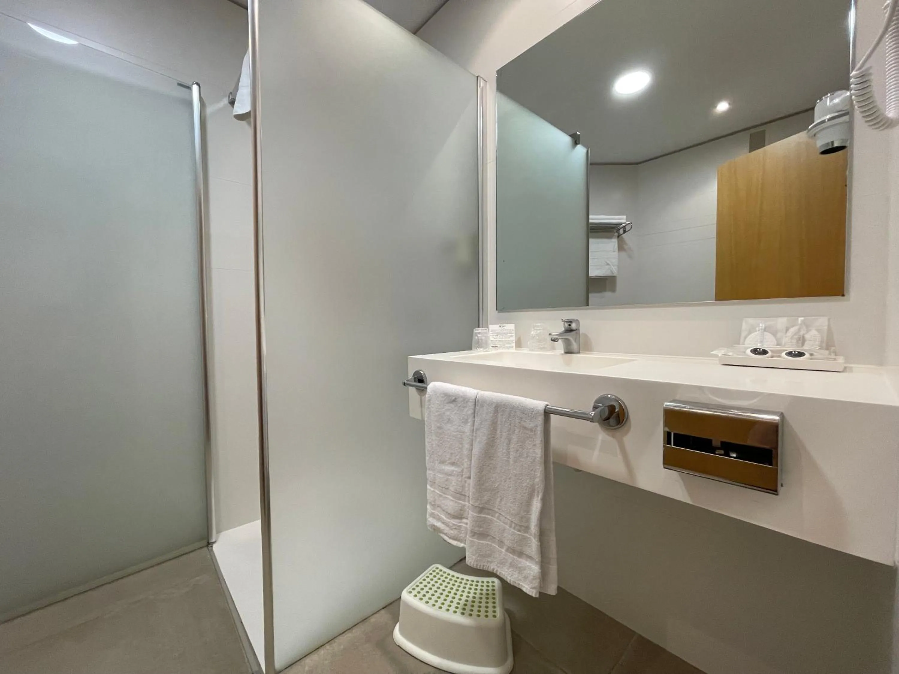 Bathroom in AGH Canet