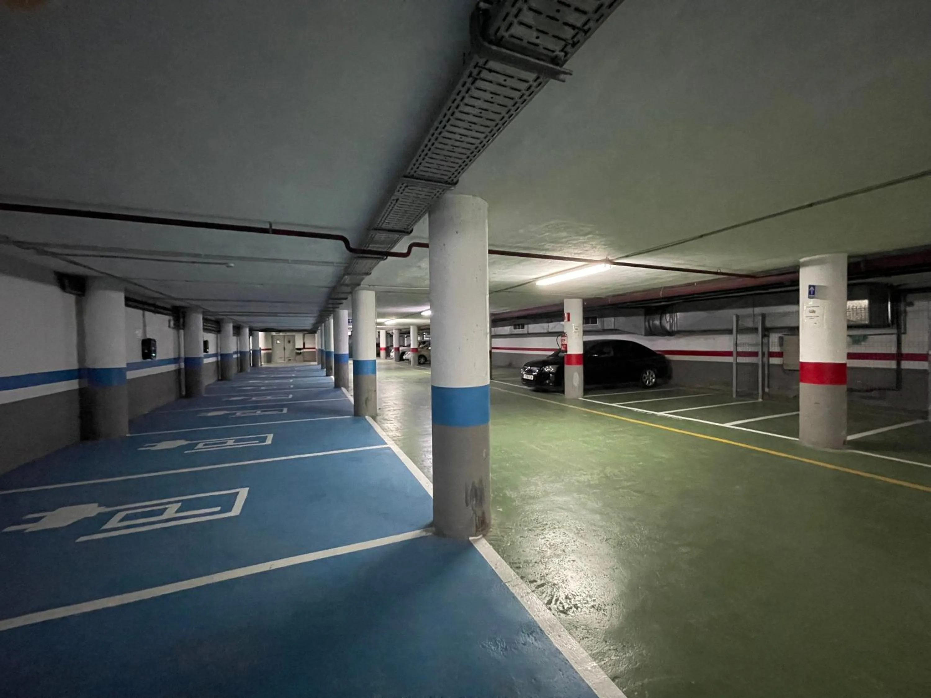 Parking in AGH Canet