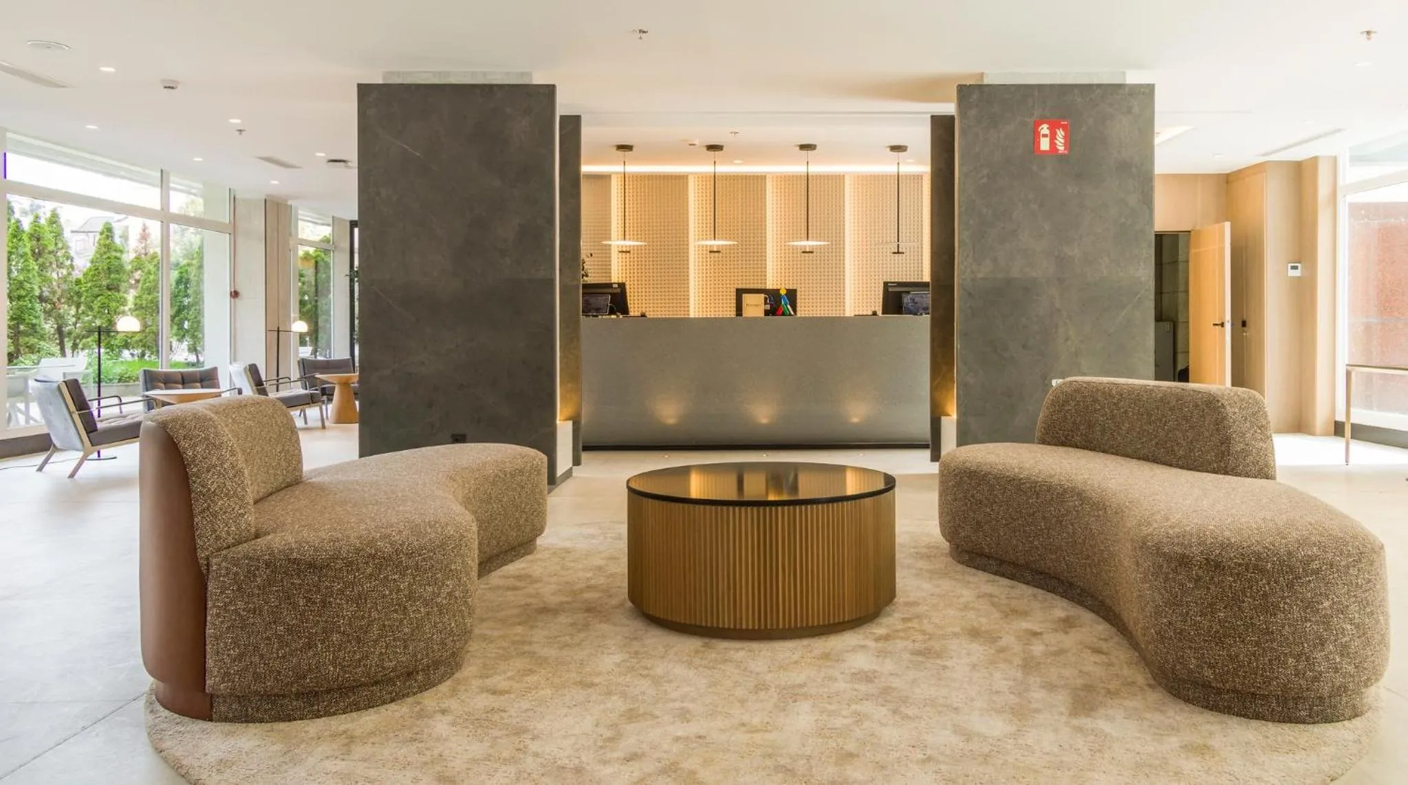 Lobby or reception in Hotel Ilunion San Sebastián