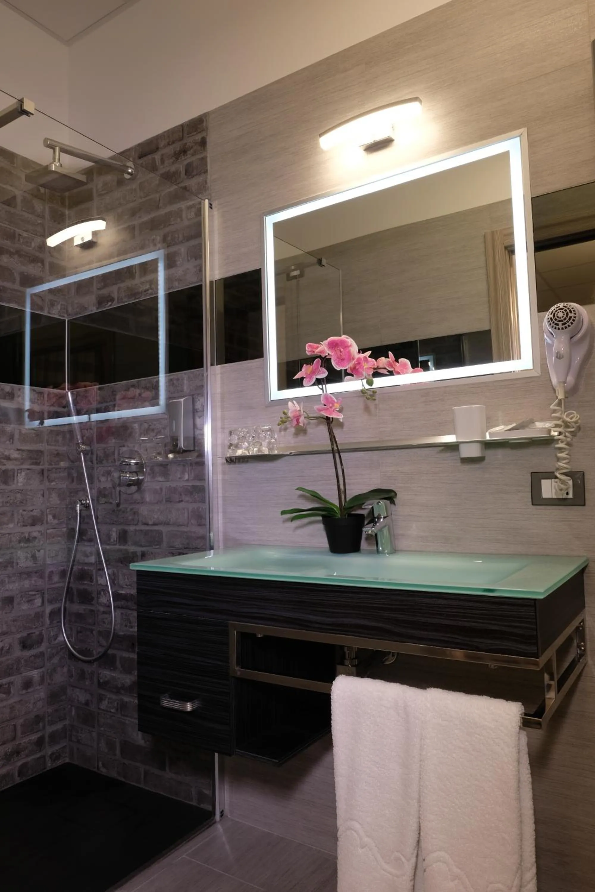 Bathroom in LeNotti Verona