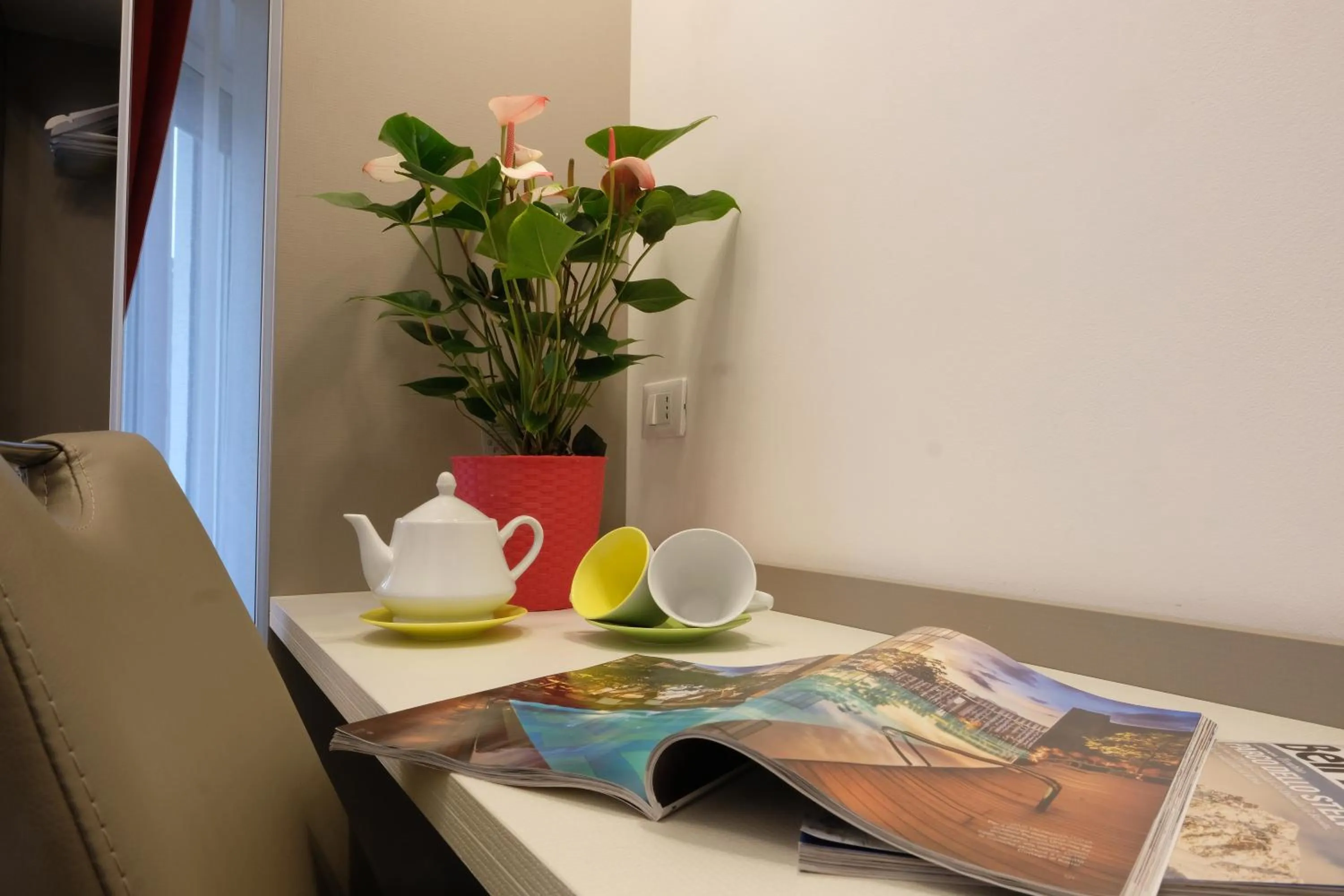 Coffee/tea facilities in LeNotti Verona