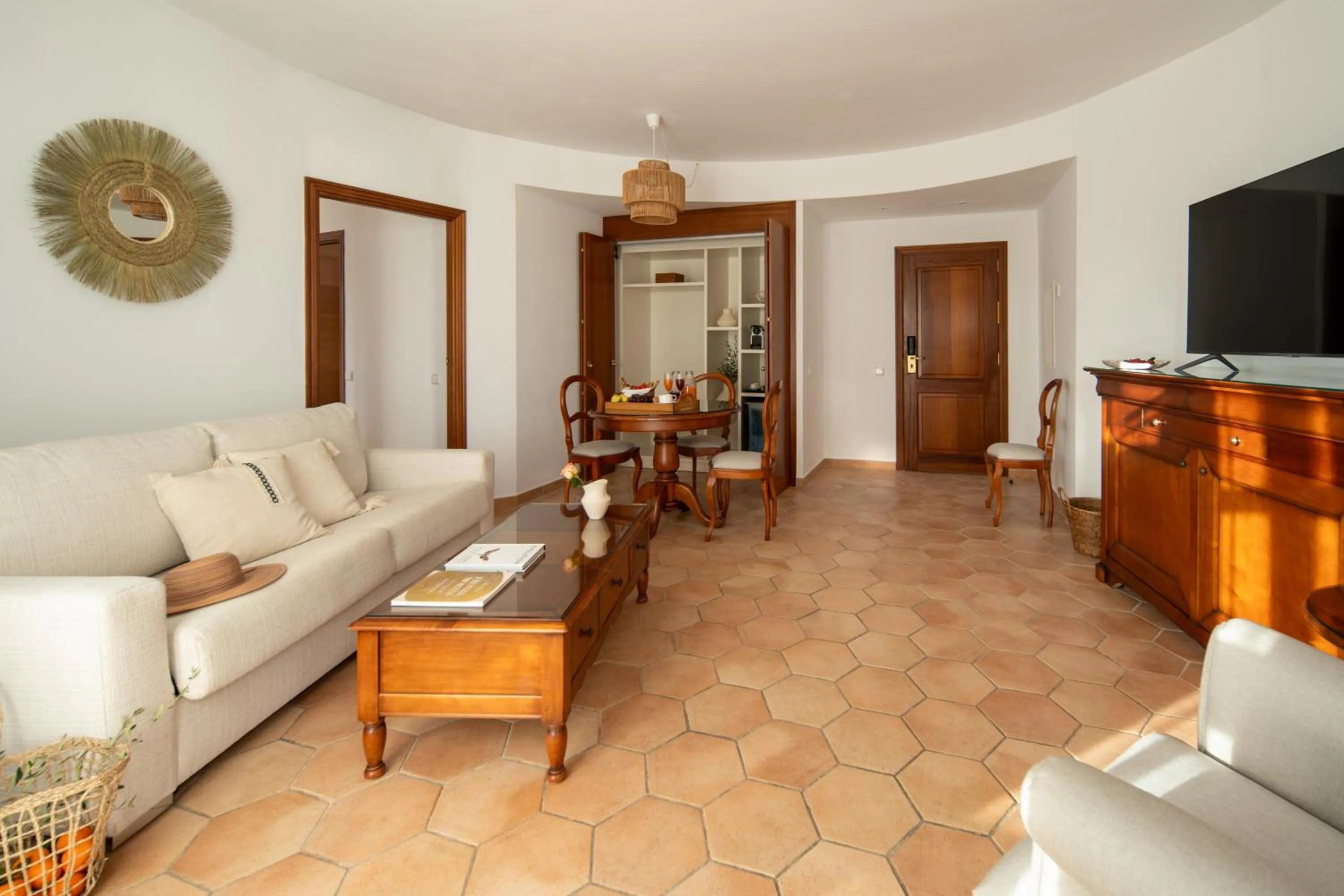 Living room in Melia Cala d'Or Boutique Hotel
