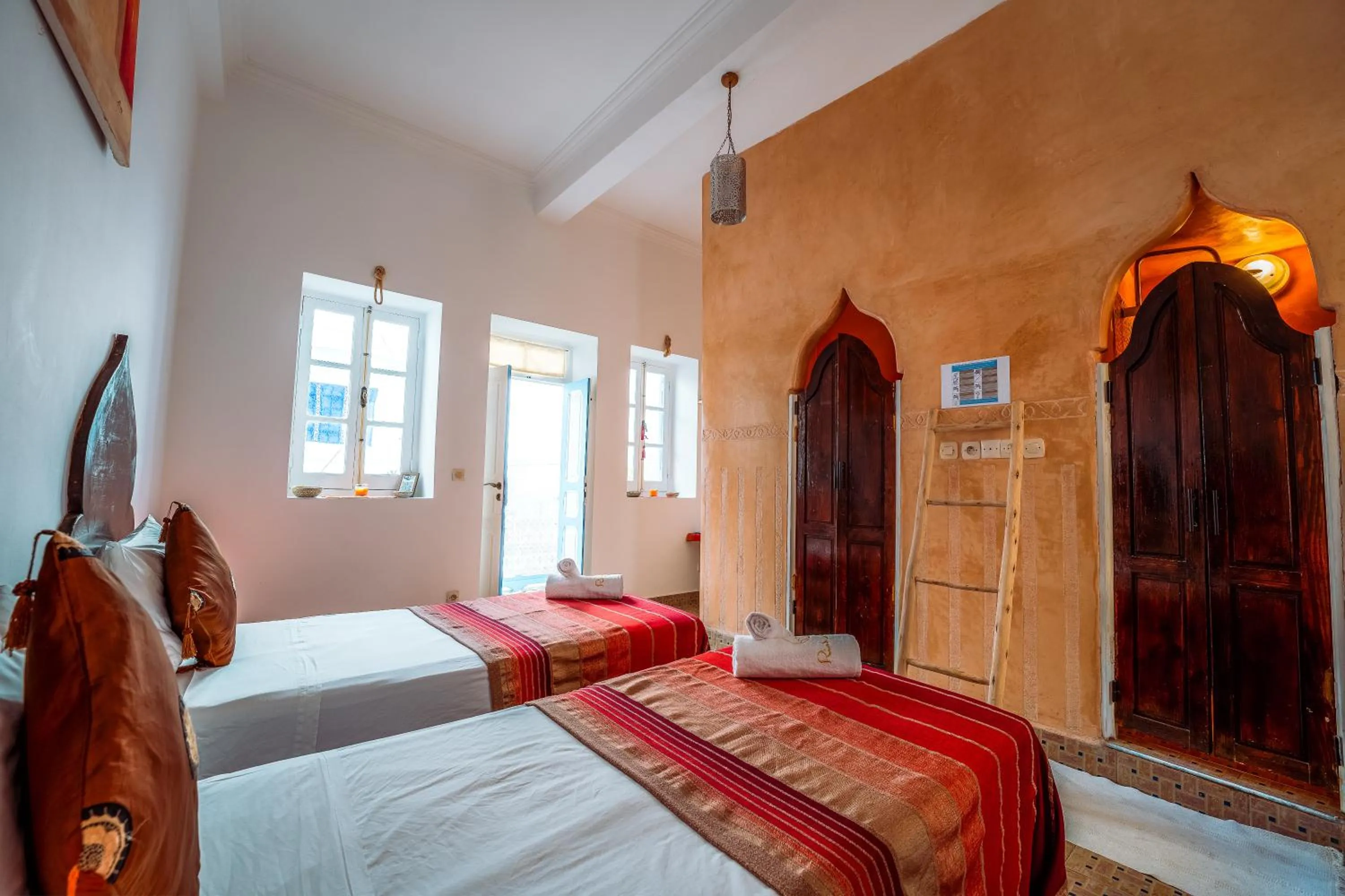 Photo of the whole room, Bed in RIAD AMANA