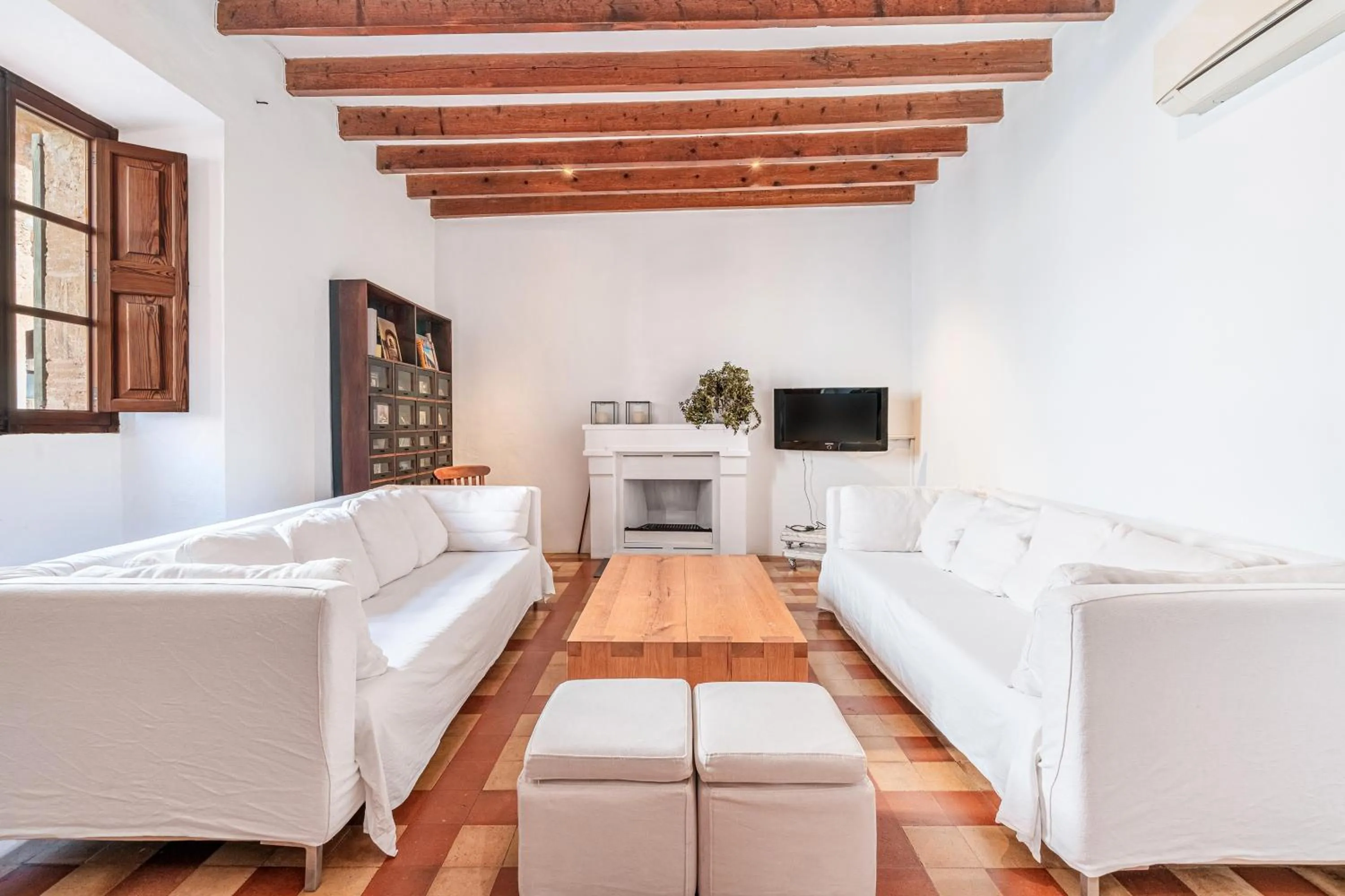 Property building, Bed in Can Felip
