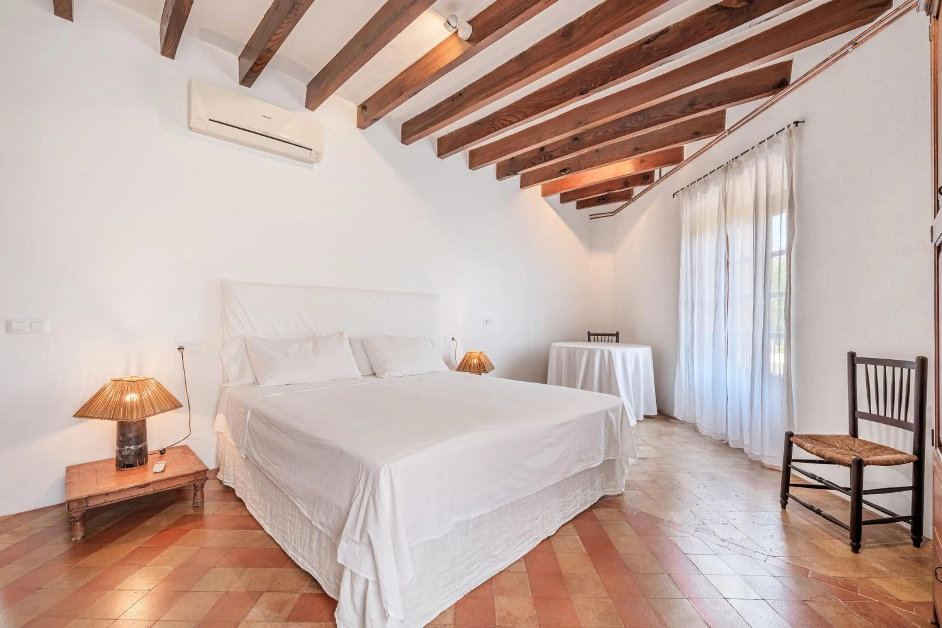 Property building, Bed in Can Felip