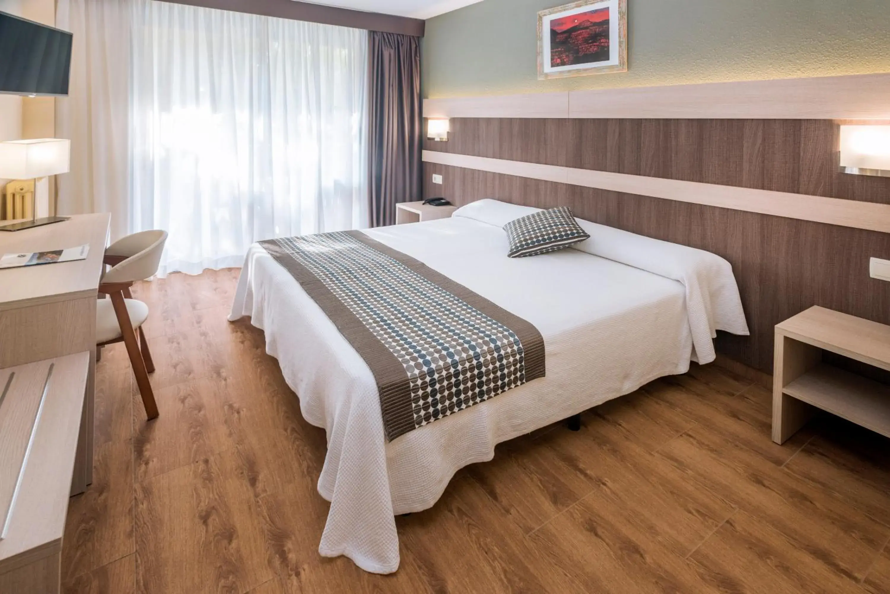 Photo of the whole room, Bed in 4R Playa Park Photo of the whole room, Bed in 4R Playa Park