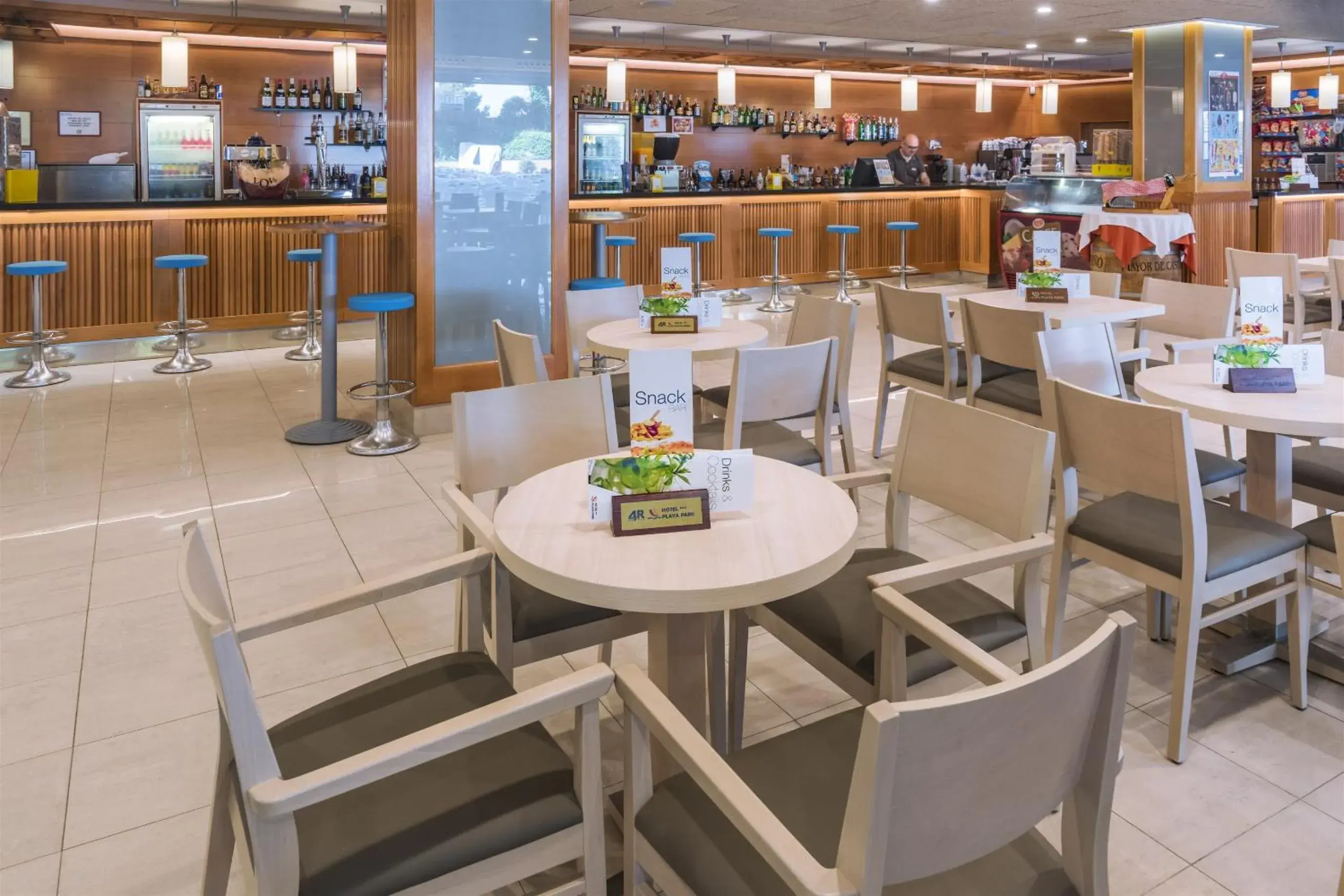 Lounge or bar in 4R Playa Park Lounge or bar in 4R Playa Park