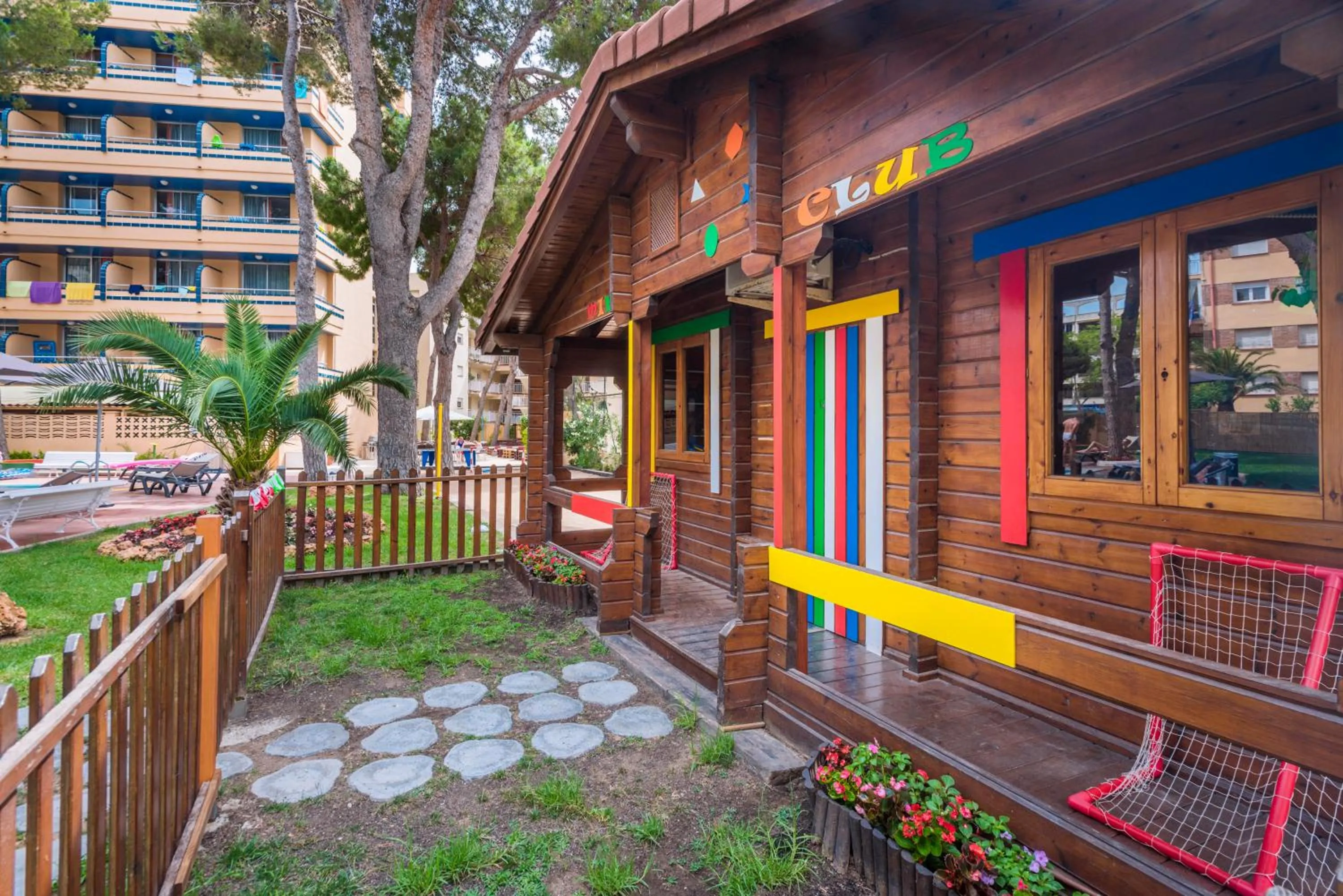 Kids's club in 4R Playa Park