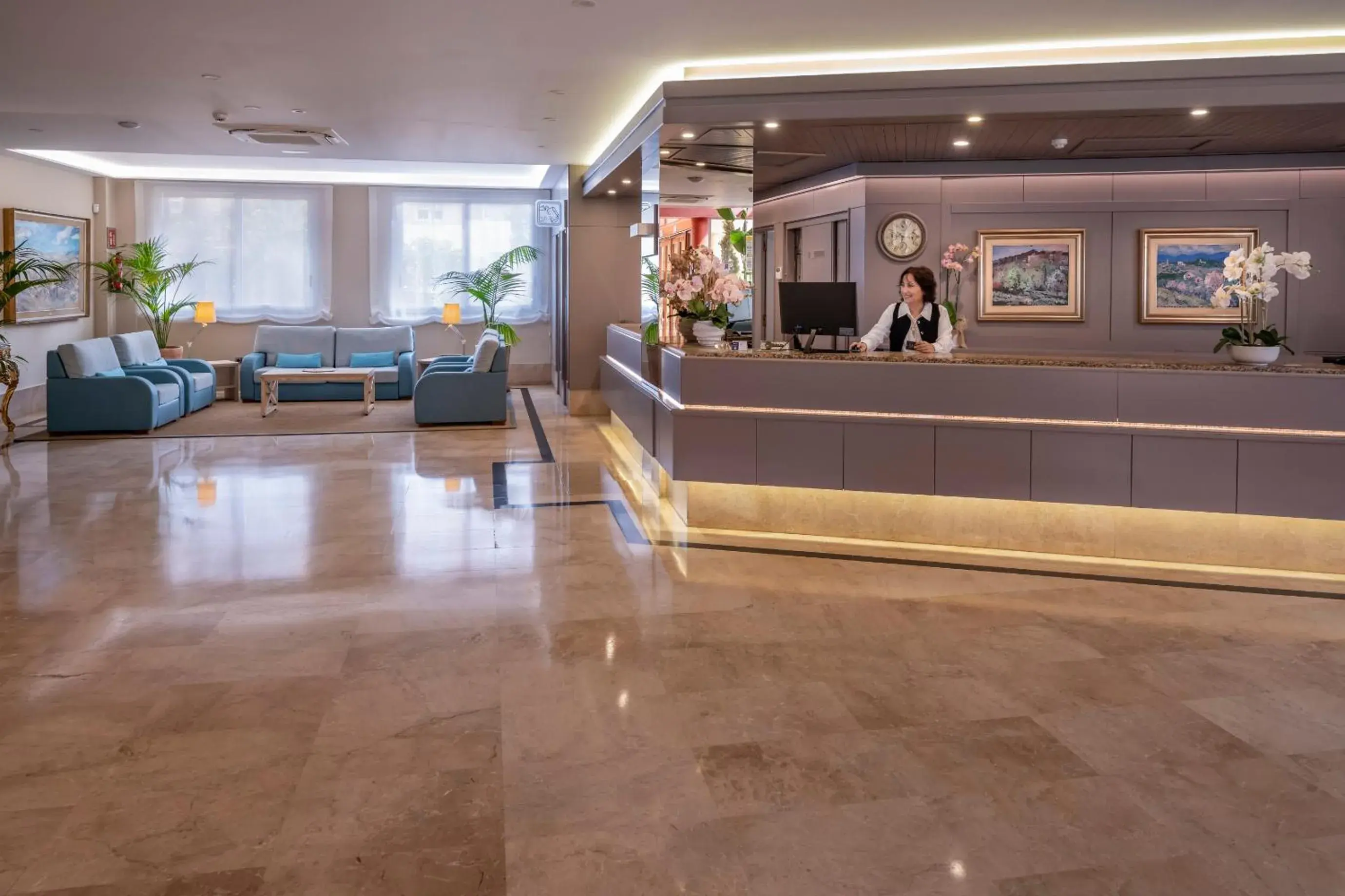 Lobby or reception in 4R Playa Park Lobby or reception in 4R Playa Park