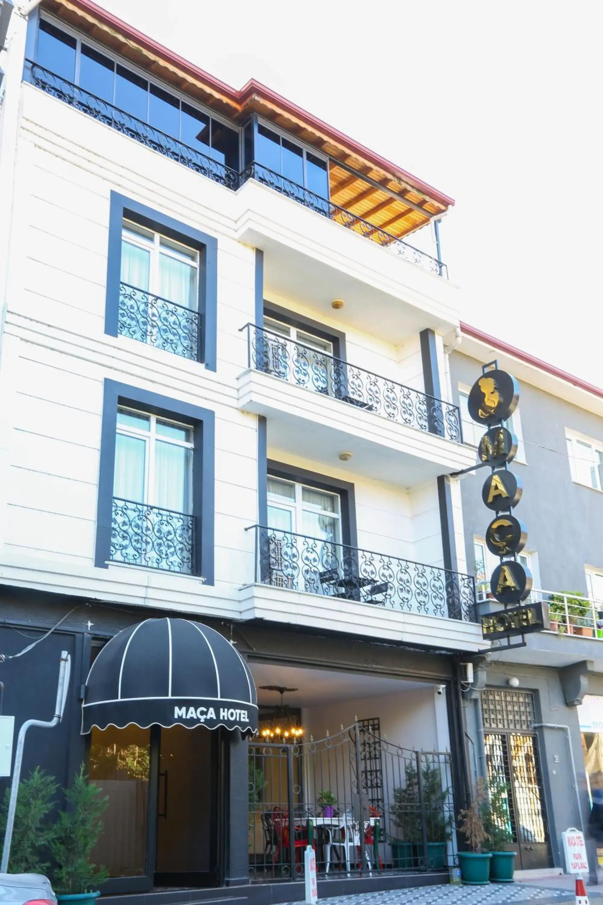 Property building in MAÇA OTEL Property building in MAÇA OTEL