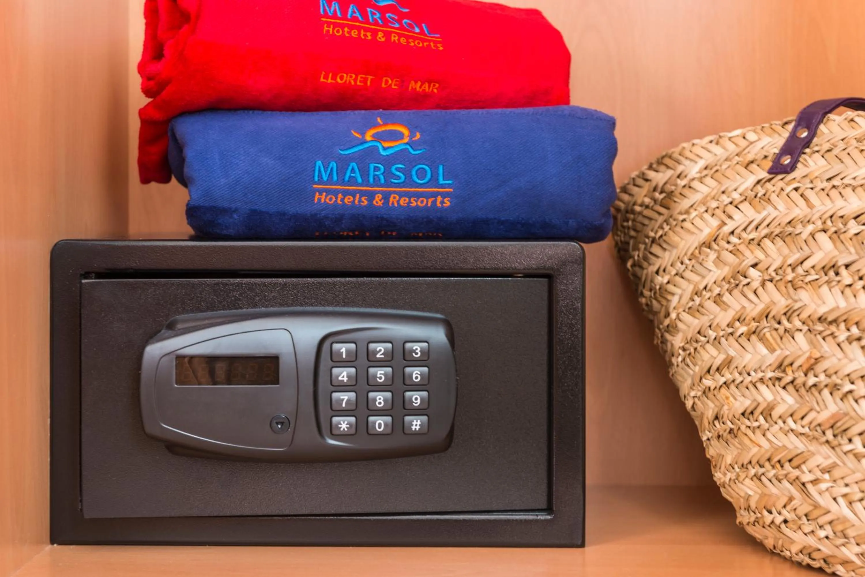 Decorative detail in Apartaments Condado by Marsol