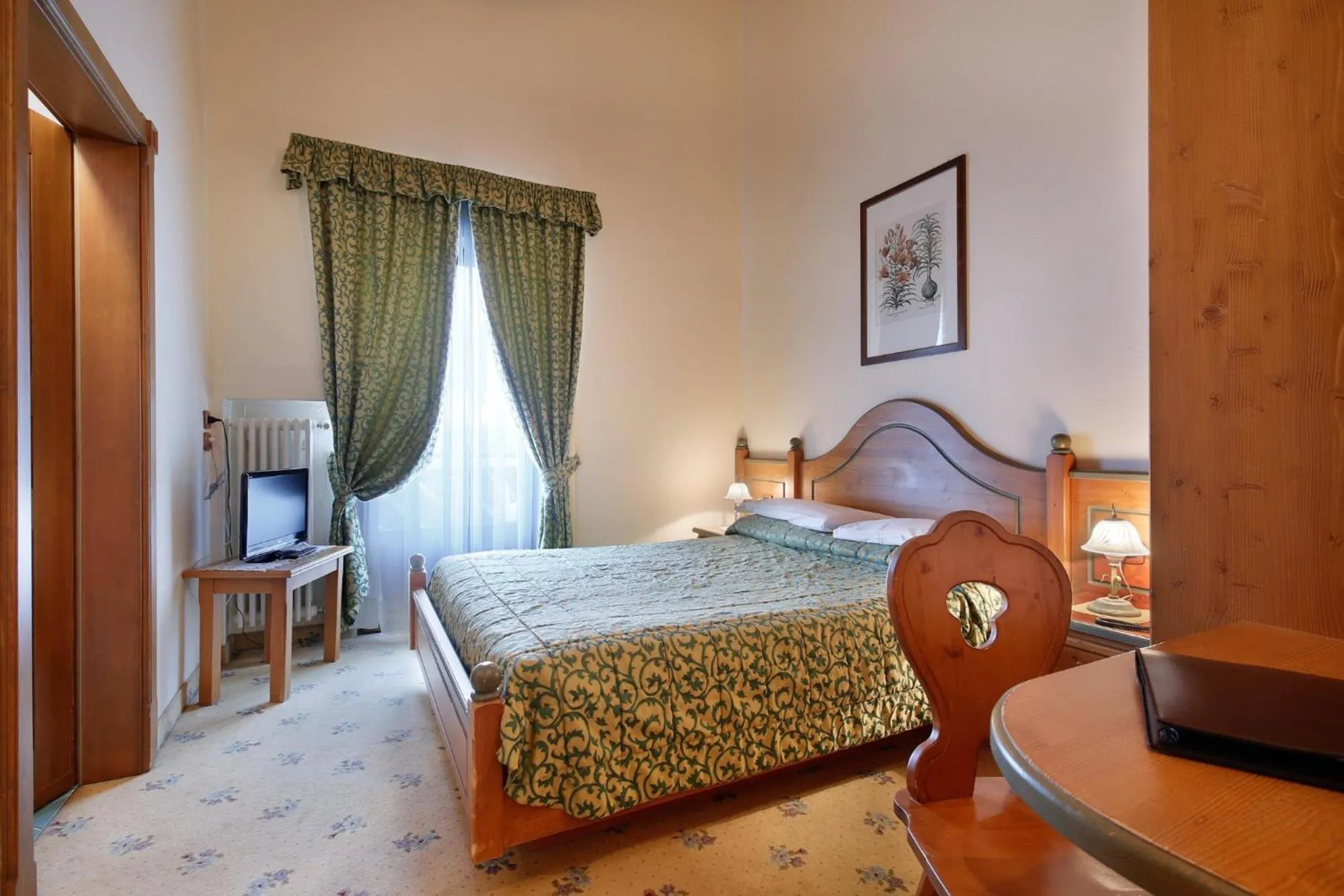 Hotel Leonardo