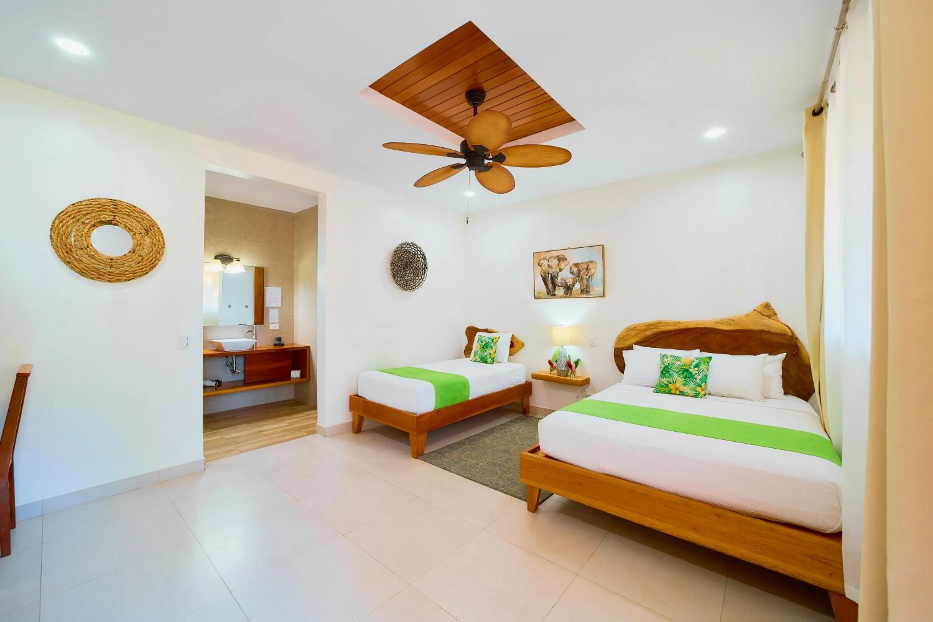 Property building, Bed in Olinca Boutique Hotel