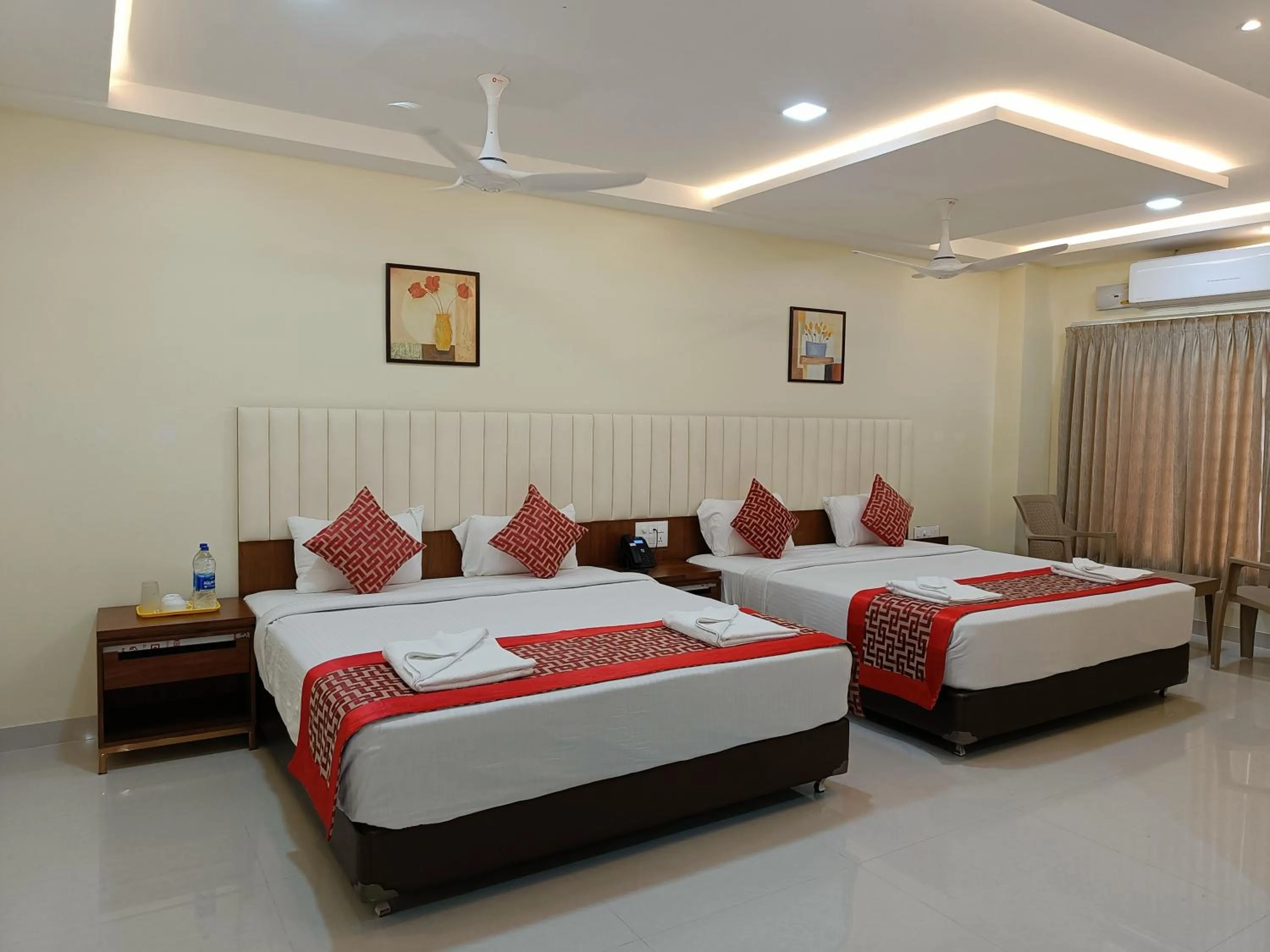 Bed in Sri Aswin Grand