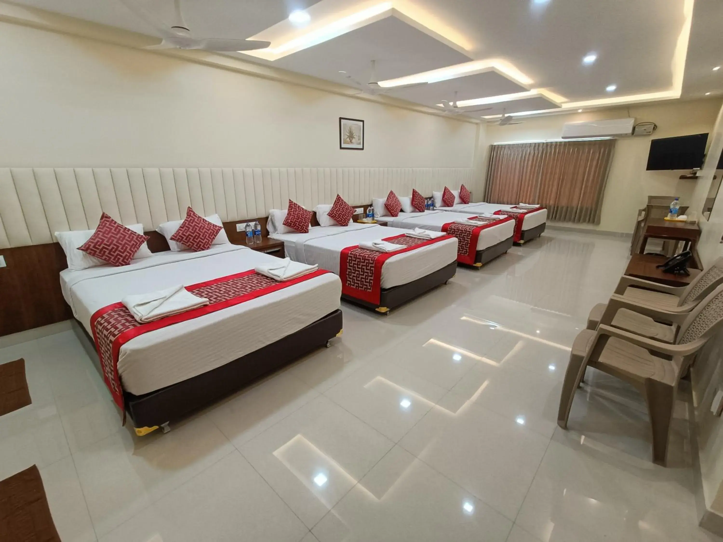 Bed in Sri Aswin Grand Bed in Sri Aswin Grand