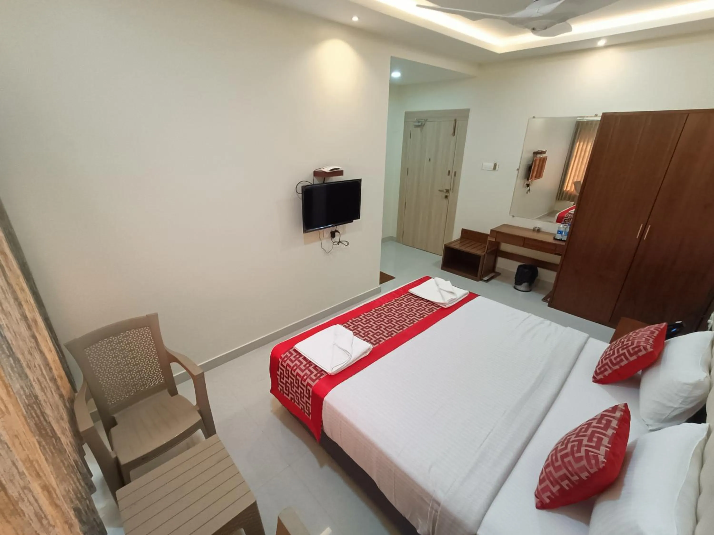 Bed in Sri Aswin Grand