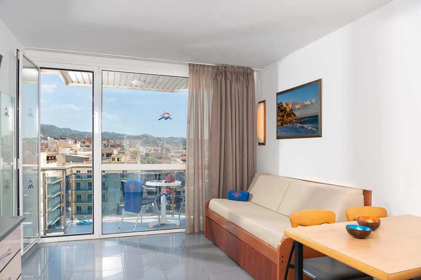 Balcony/Terrace in Apartaments Blau by Marsol