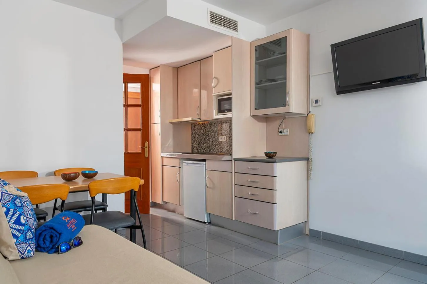 TV and multimedia in Apartaments Blau by Marsol