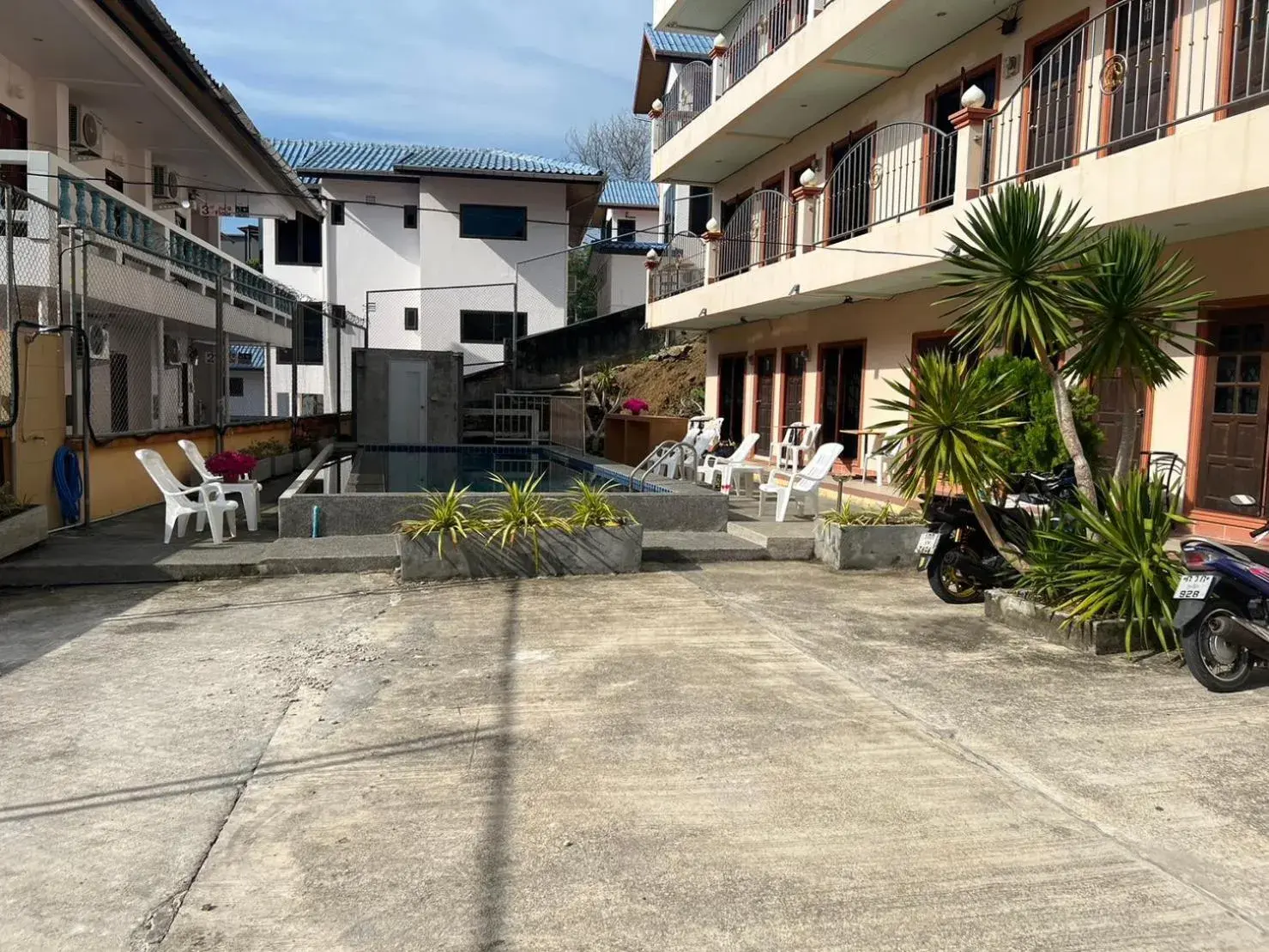 Property building in Pailin Hill Hotel Patong Property building in Pailin Hill Hotel Patong