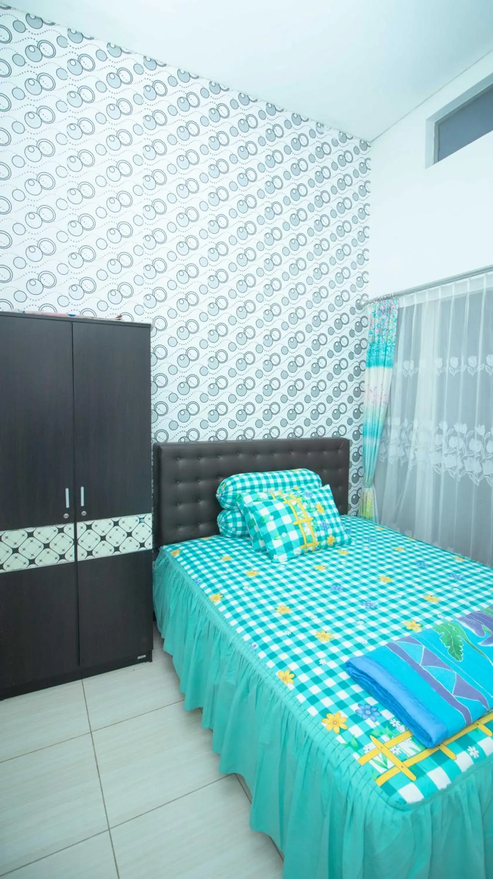 Bed in Villa Shiny with Karaoke & Chill Spot Bed in Villa Shiny with Karaoke & Chill Spot