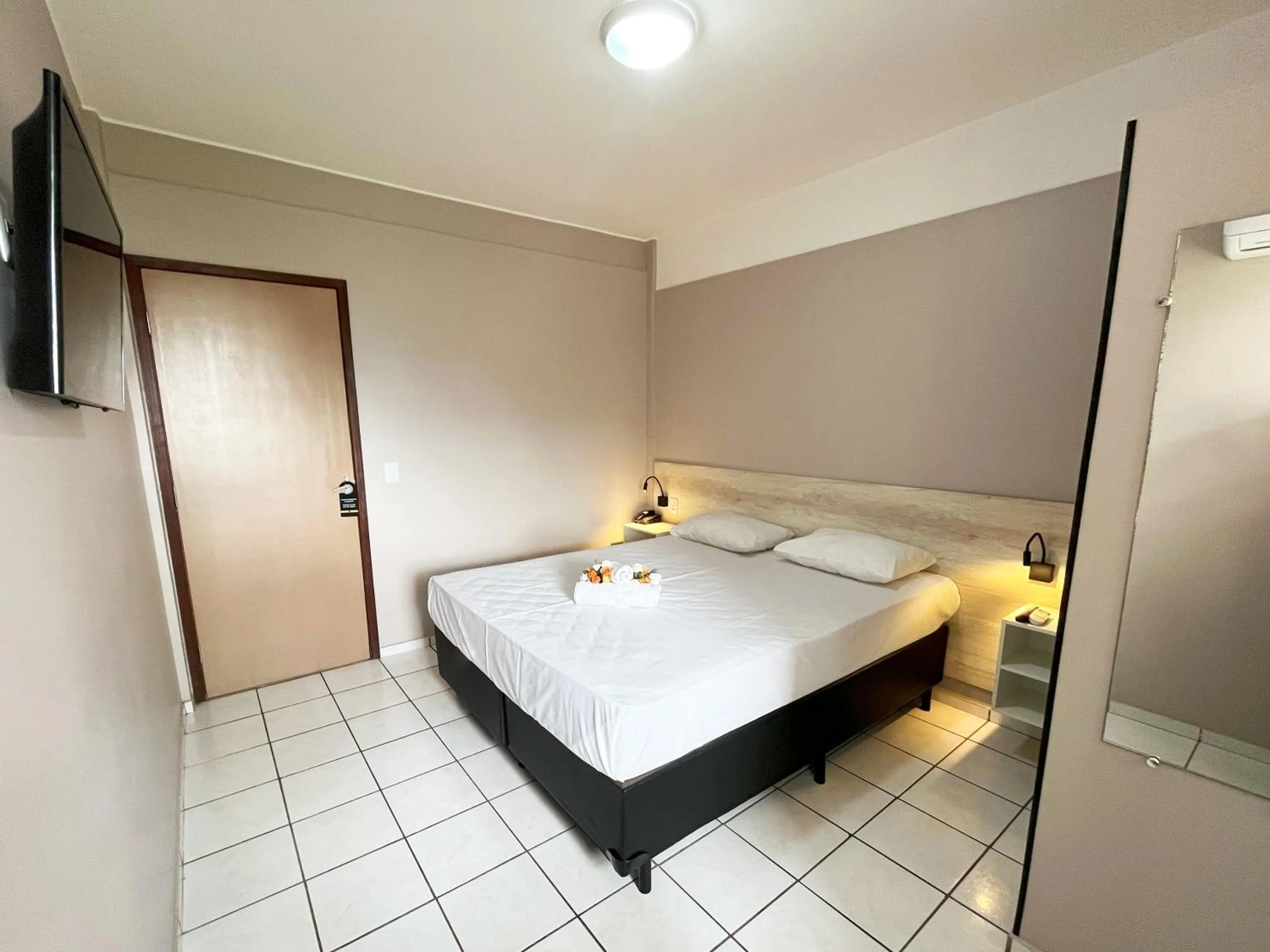 Bed in Europa Hotel Brasília by Bsb Inn