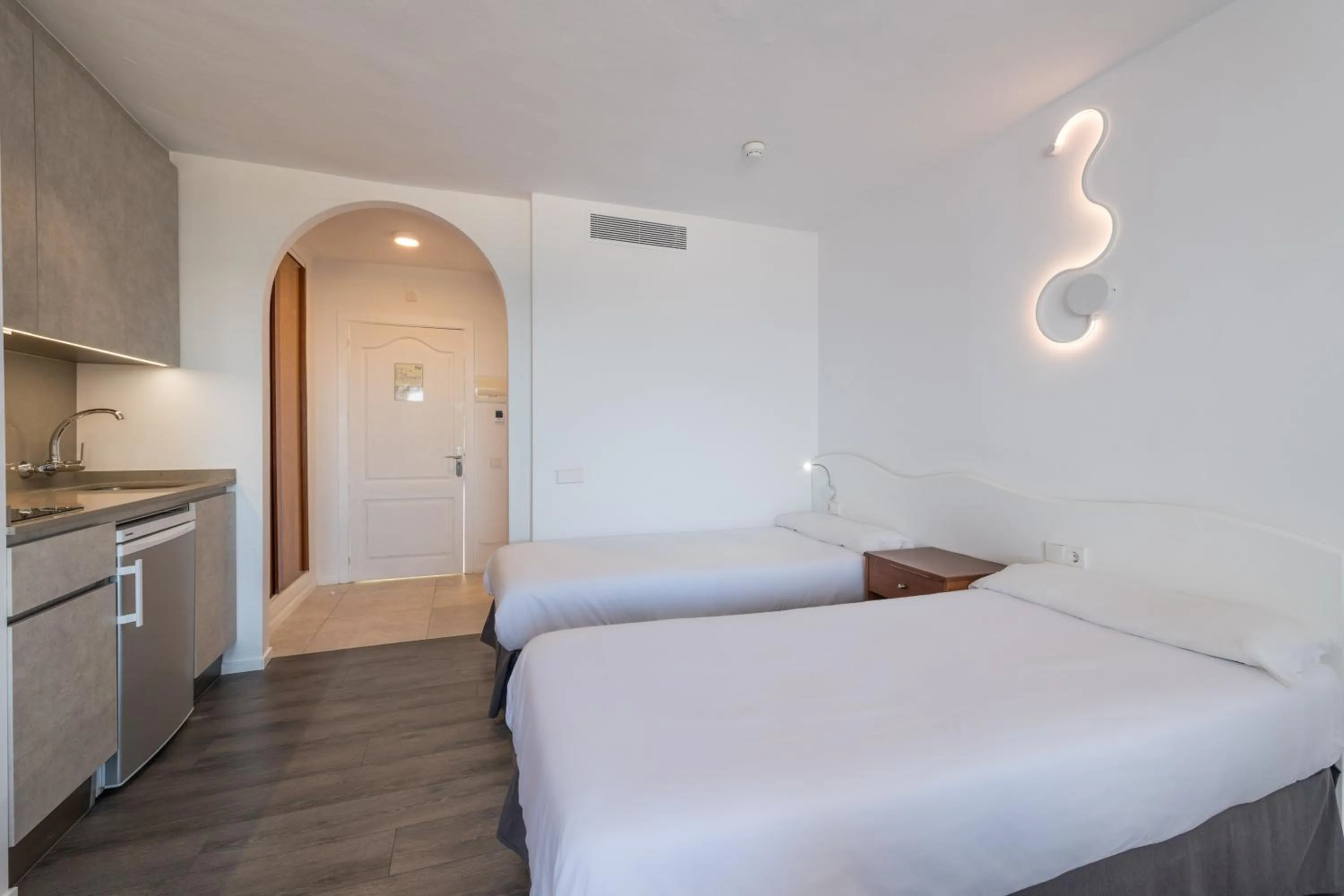 Photo of the whole room, Bed in Apartamentos La Kiki