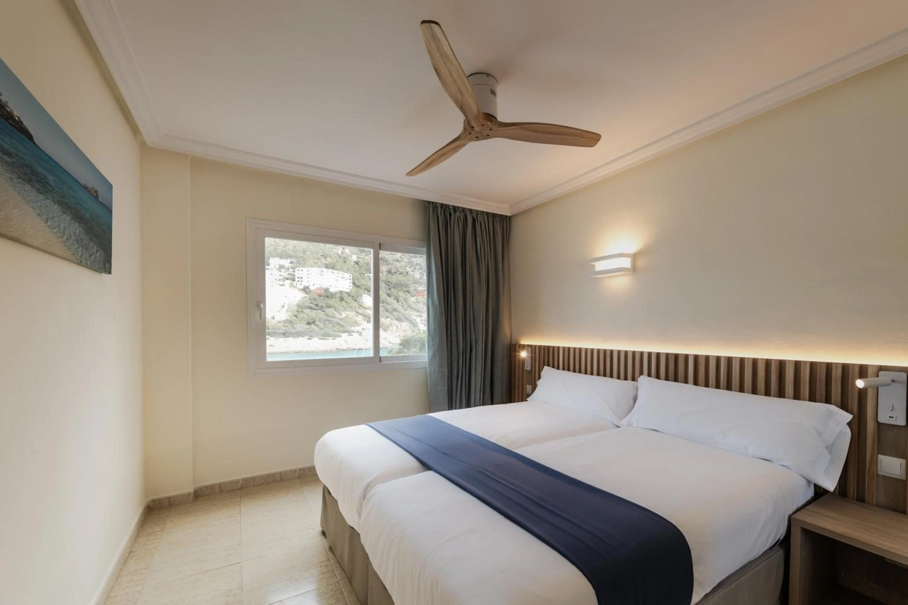 Decorative detail, Bed in Hotel El Pinar