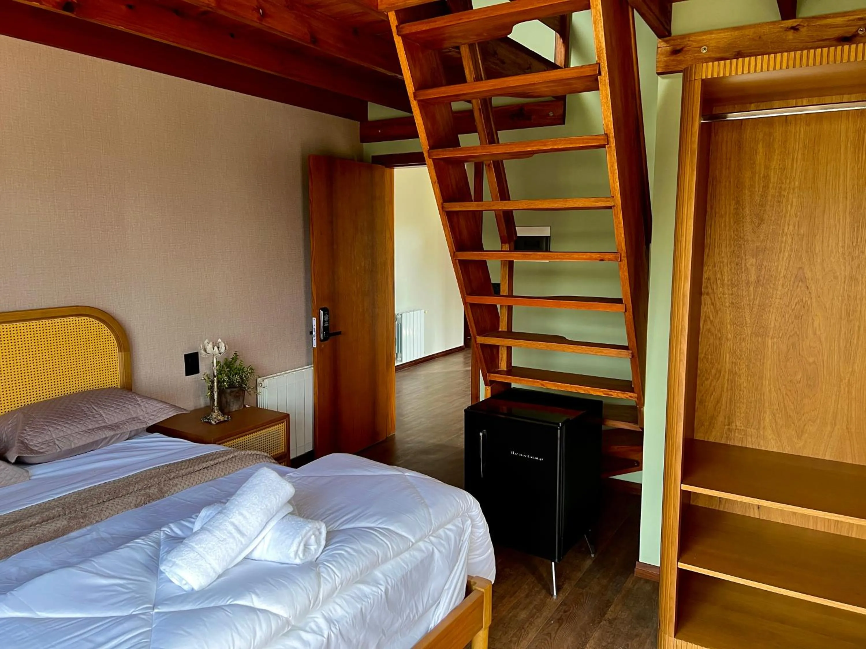 Photo of the whole room, Bed in WoodStone Hotel Fazenda