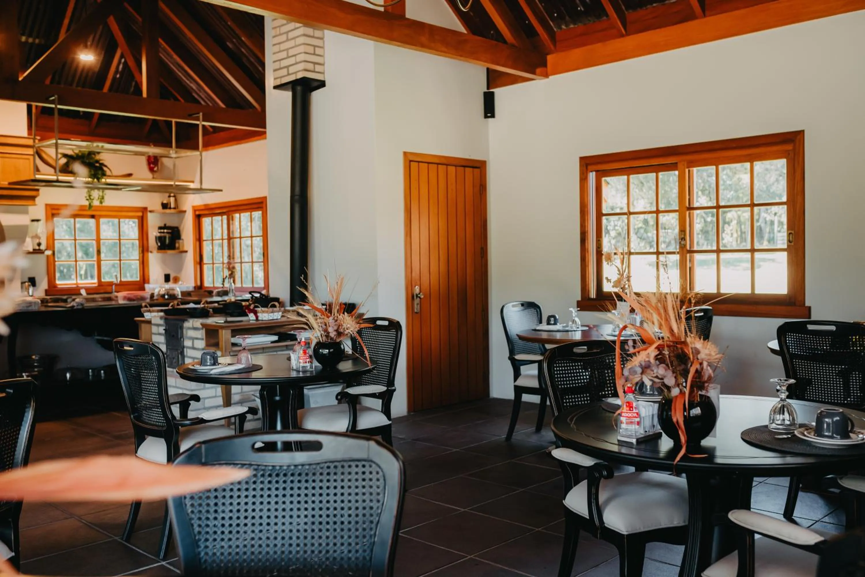 kitchen in WoodStone Hotel Fazenda