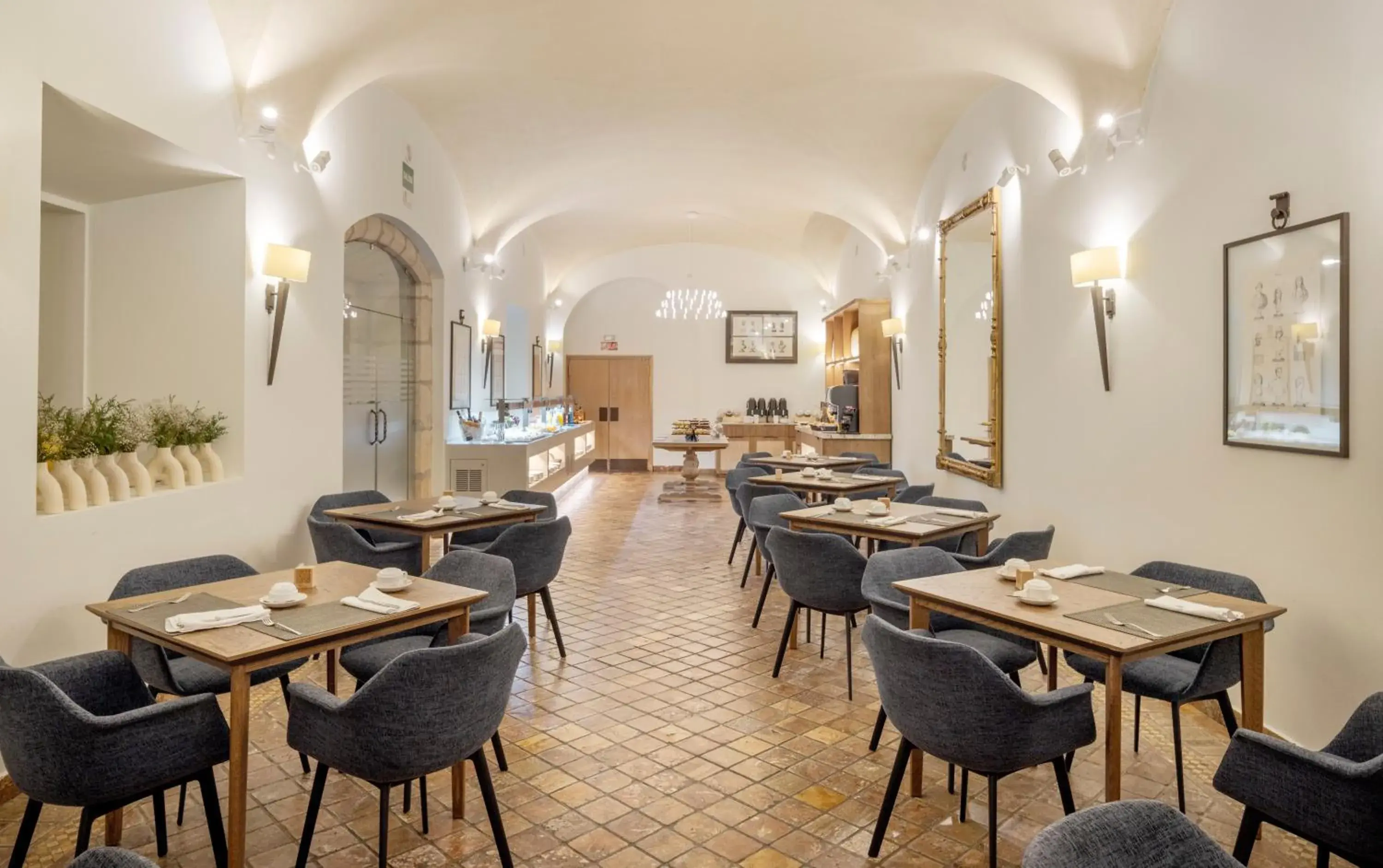 Restaurant/places to eat in Hotel Ilunion Mérida Palace Restaurant/places to eat in Hotel Ilunion Mérida Palace