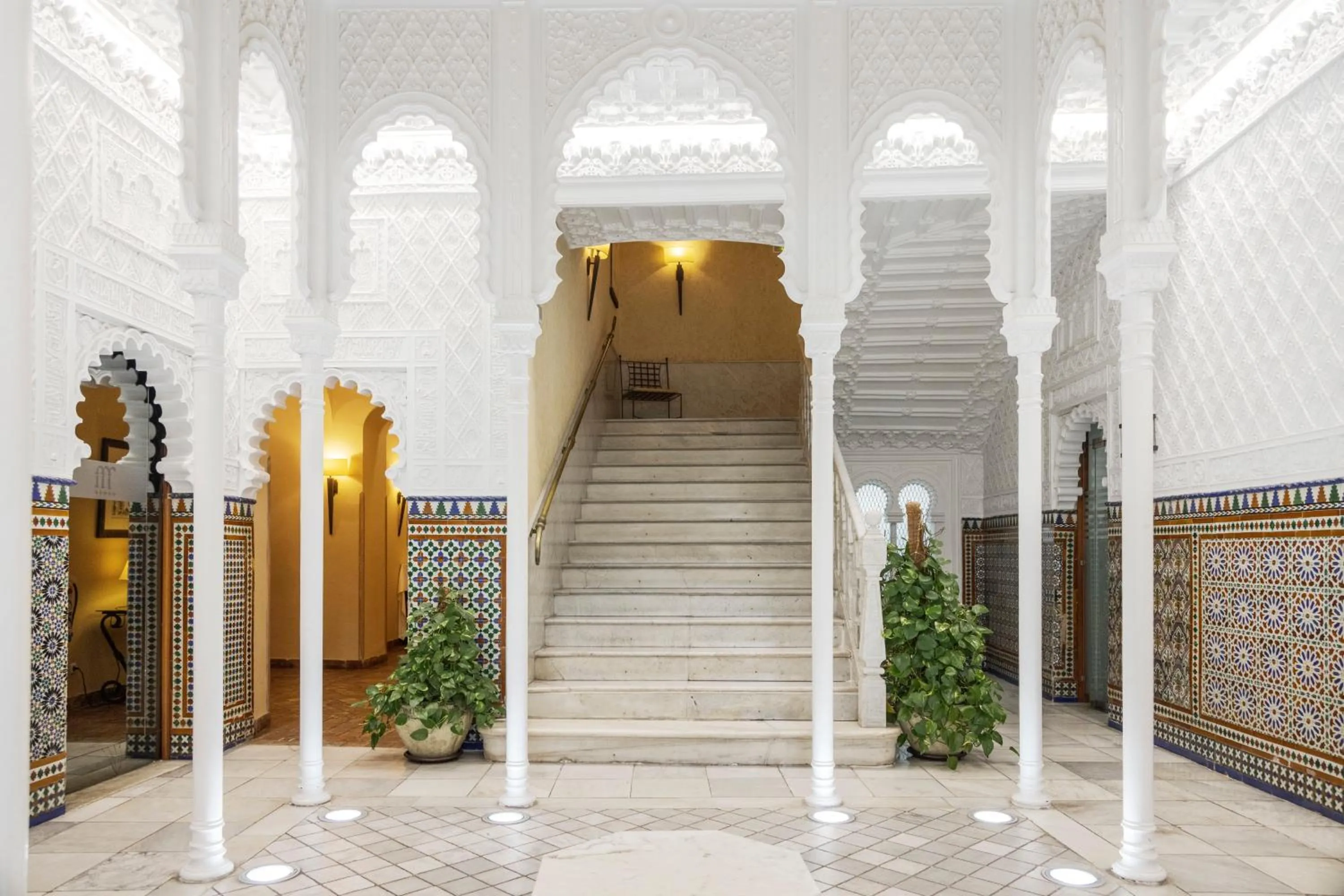 Patio in Hotel Ilunion Mérida Palace