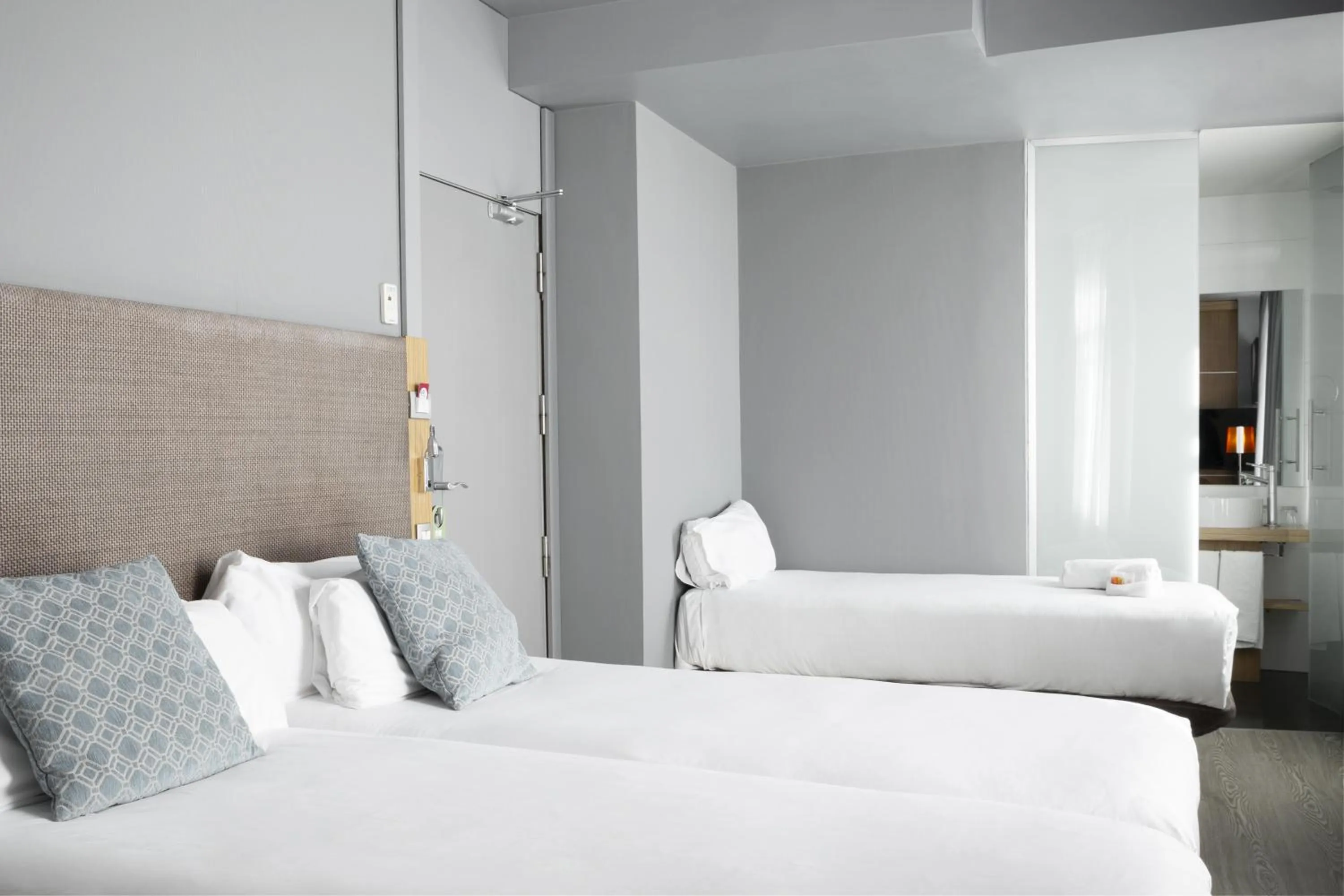 Bedroom, Bed in Petit Palace Alcalá