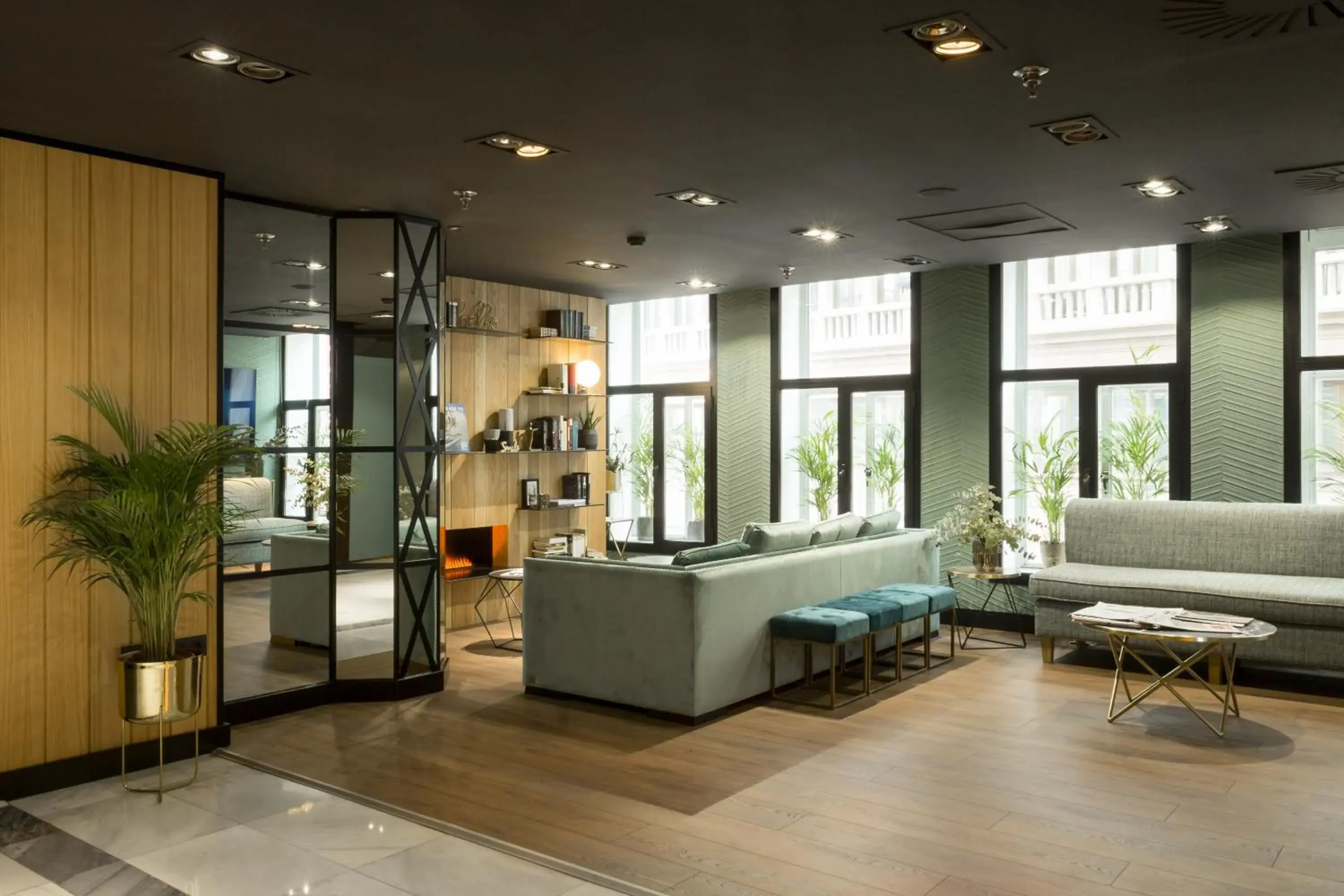 Lobby or reception in Petit Palace Alcalá Lobby or reception in Petit Palace Alcalá