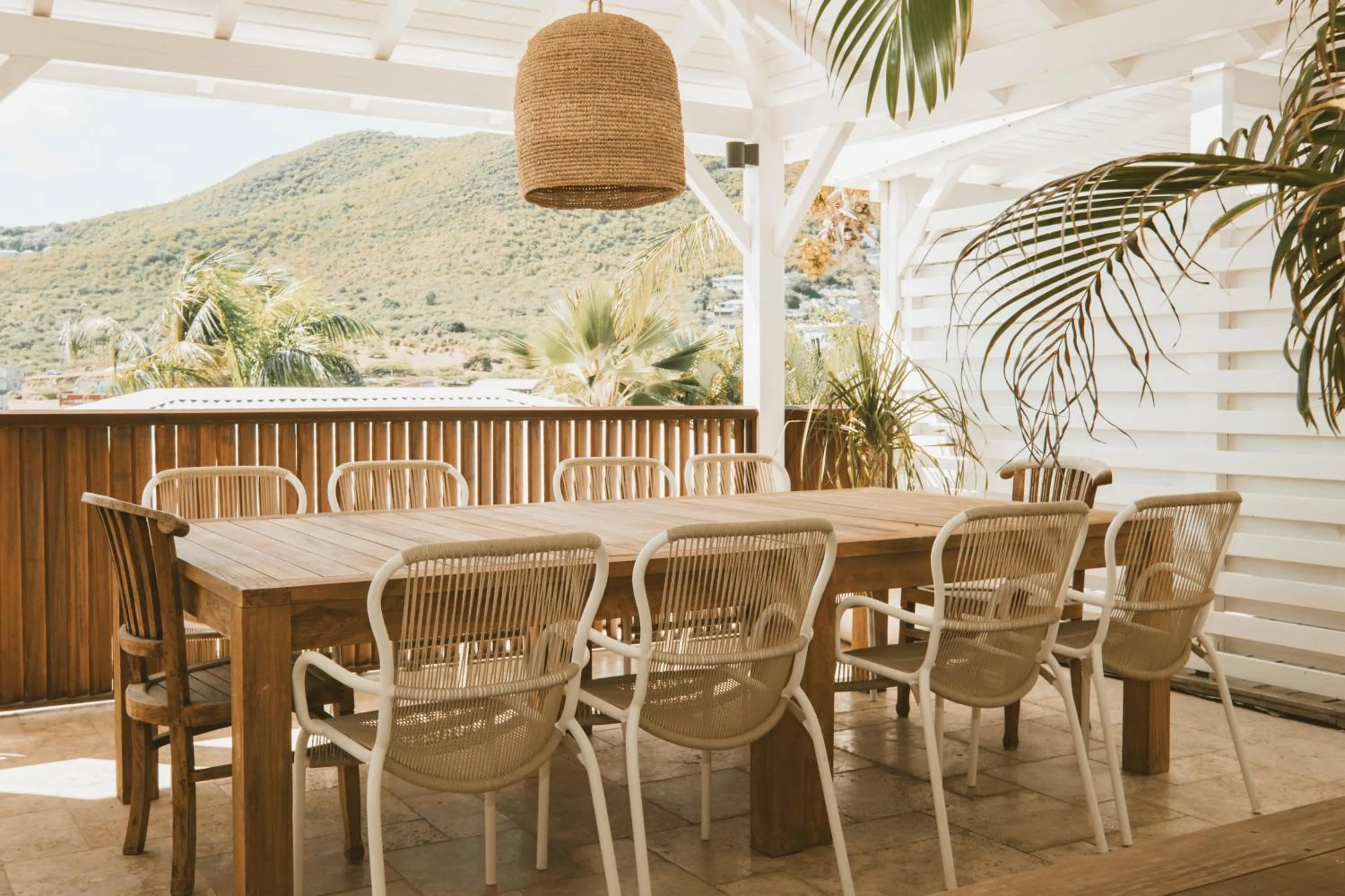 Dining area in La Villa Hibiscus, Saint Martin