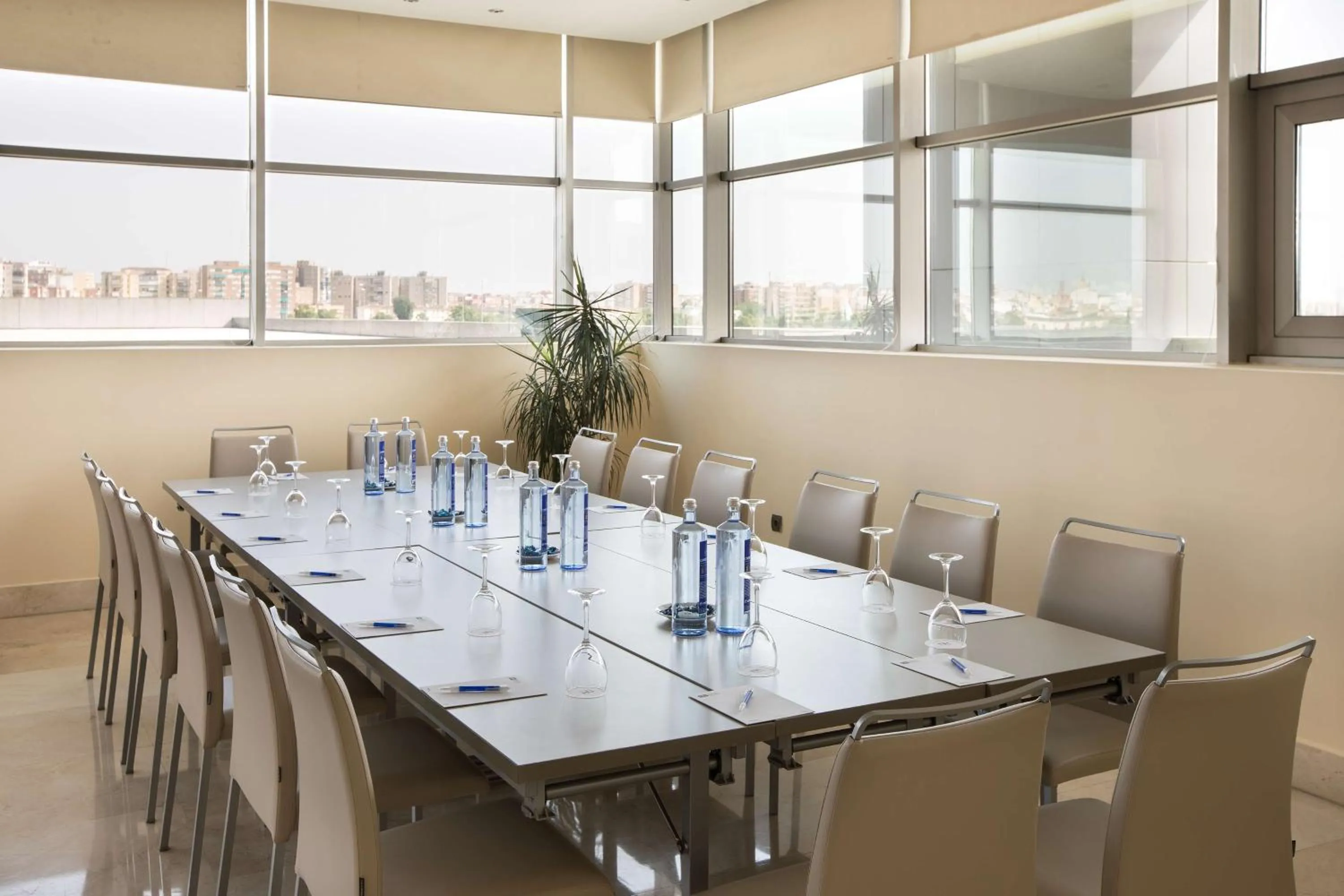 Meeting/conference room in NH Gran Hotel Casino de Extremadura