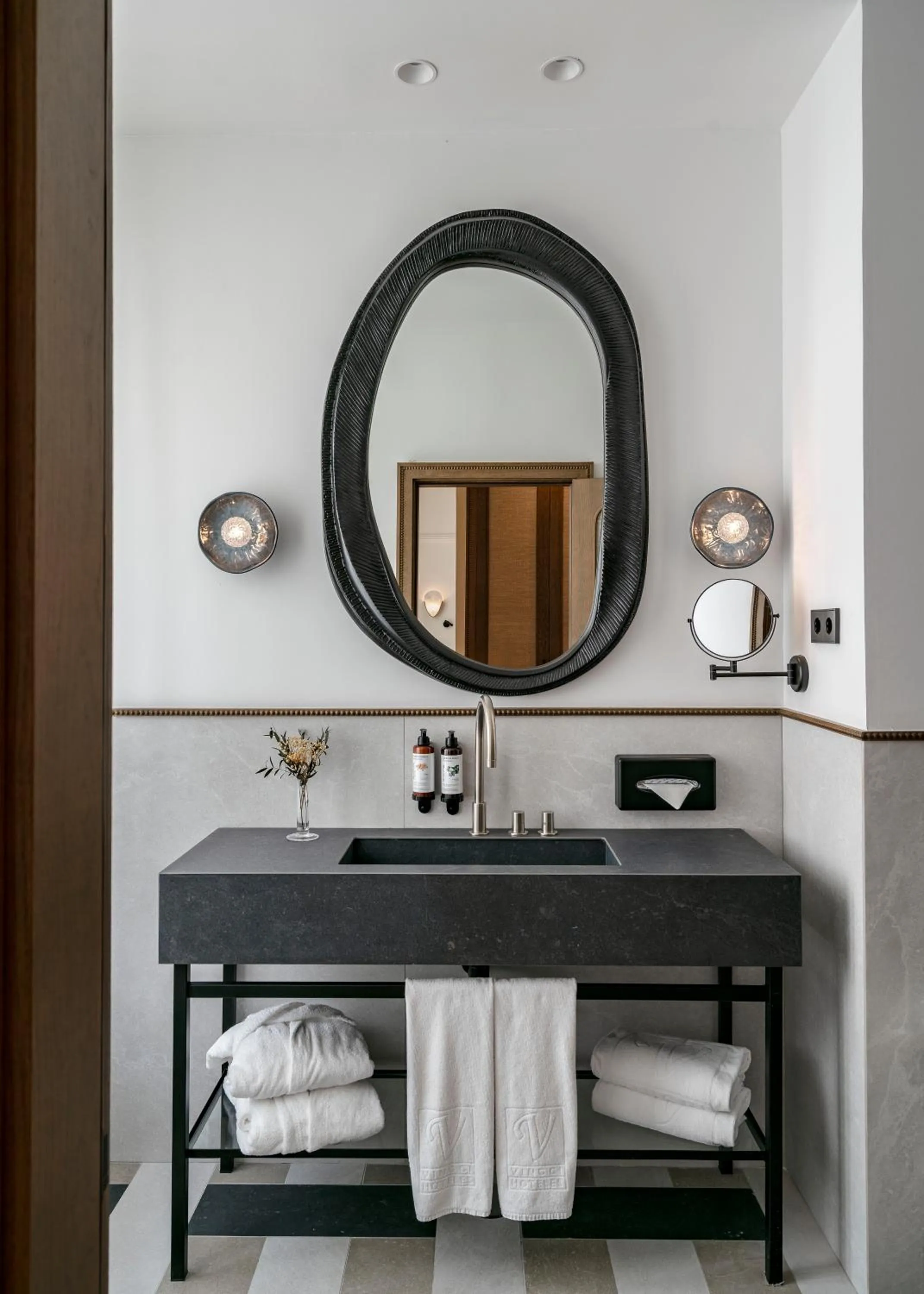 Bathroom in Vincci Soho