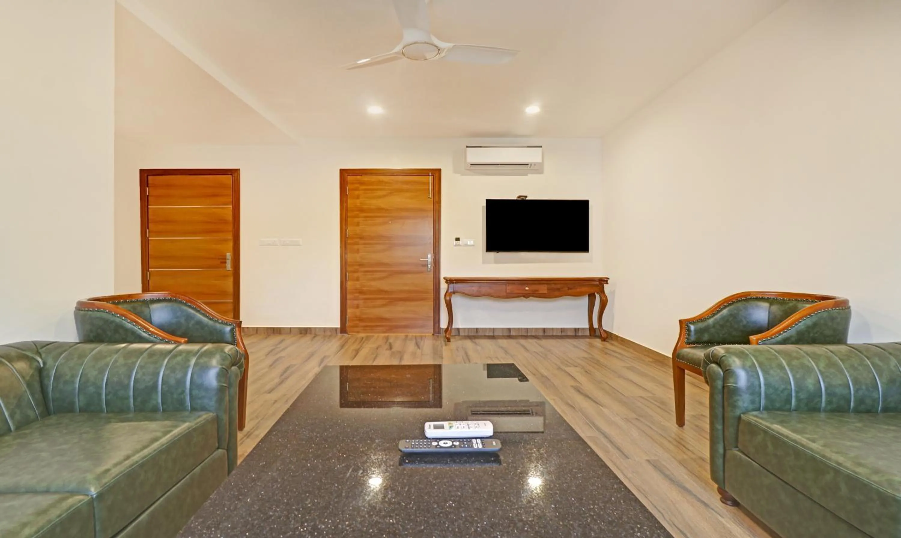 Seating area in Treebo Premium Vahada 7 Minutes Drive From Ambalapuzha Sree Krishna Swamy Temple