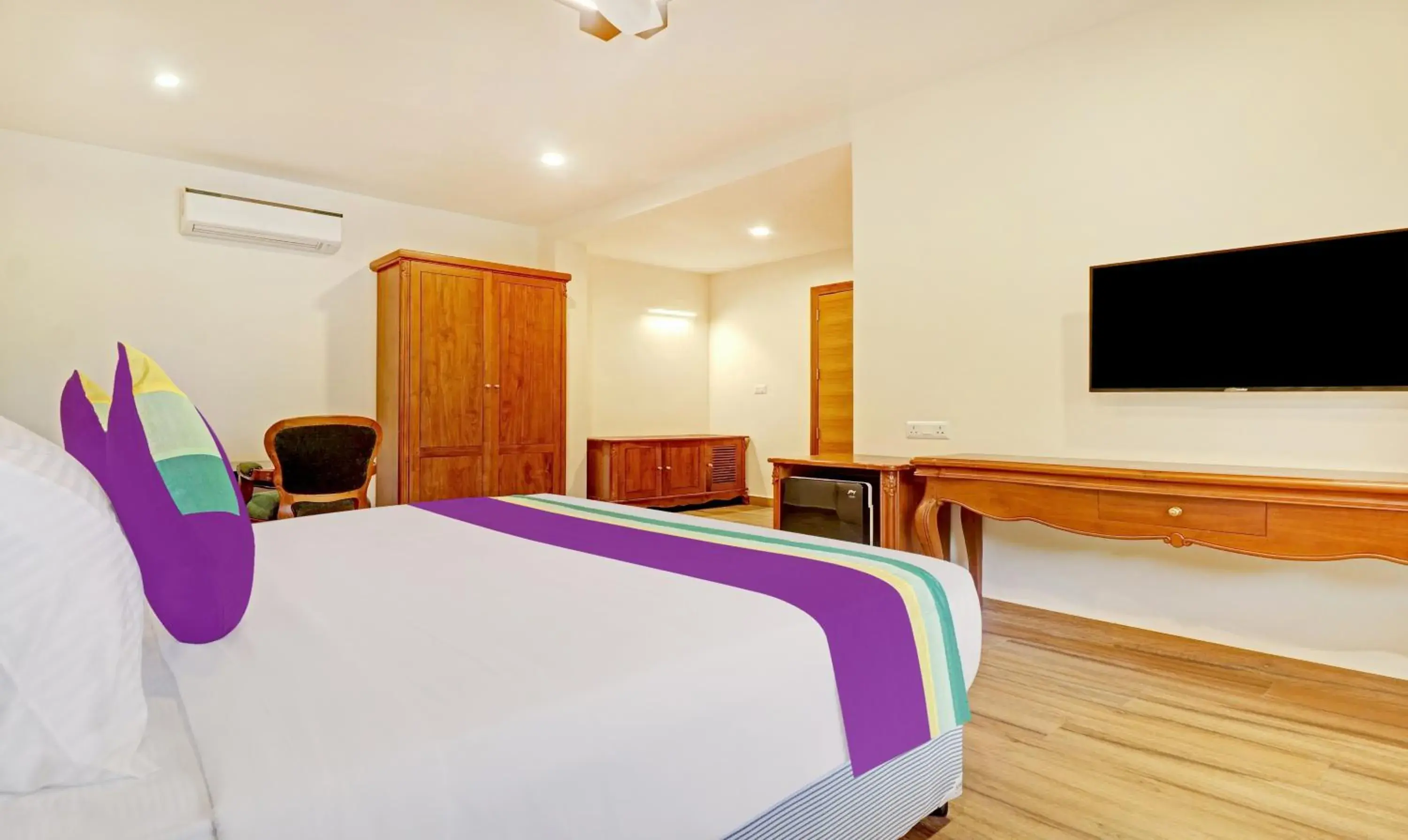 Bed in Treebo Premium Vahada 7 Minutes Drive From Ambalapuzha Sree Krishna Swamy Temple Bed in Treebo Premium Vahada 7 Minutes Drive From Ambalapuzha Sree Krishna Swamy Temple