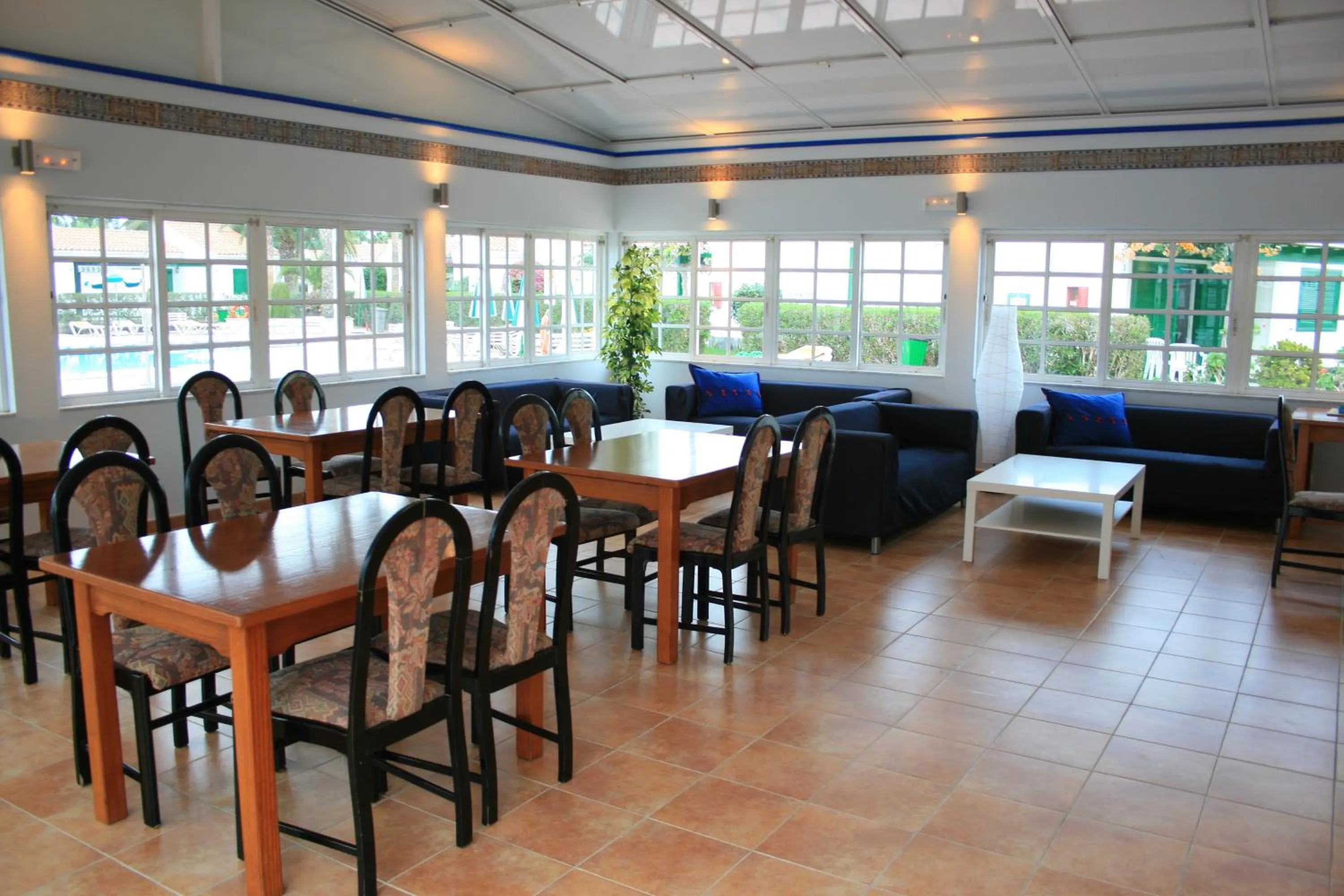 Restaurant/places to eat in Bungalows Campo Golf