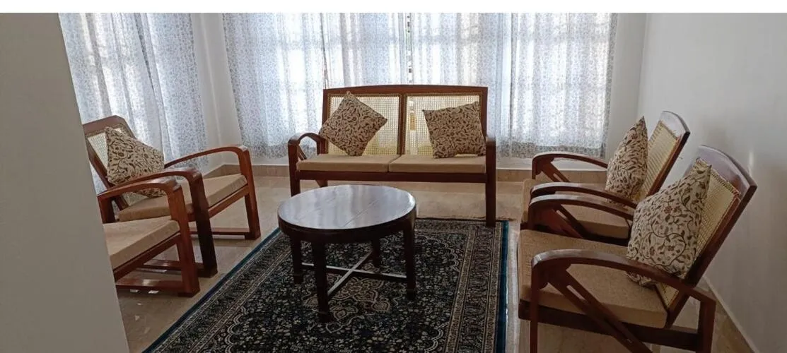 Habba Kadal Kashmiri Heritage Hotel & Hub