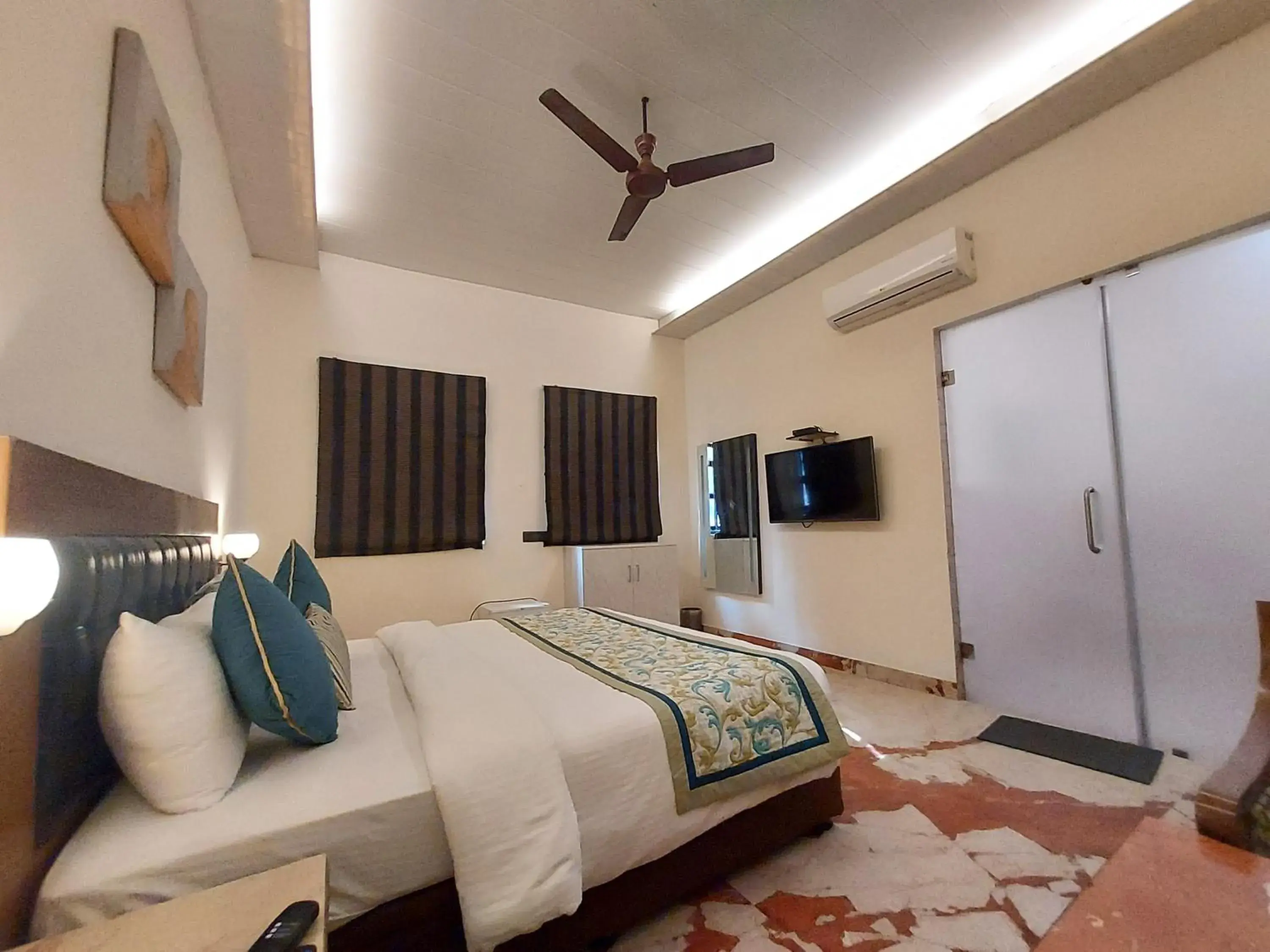 Bedroom, Bed in Hotel Green Castle (Heritage Hotel) Bedroom, Bed in Hotel Green Castle (Heritage Hotel)