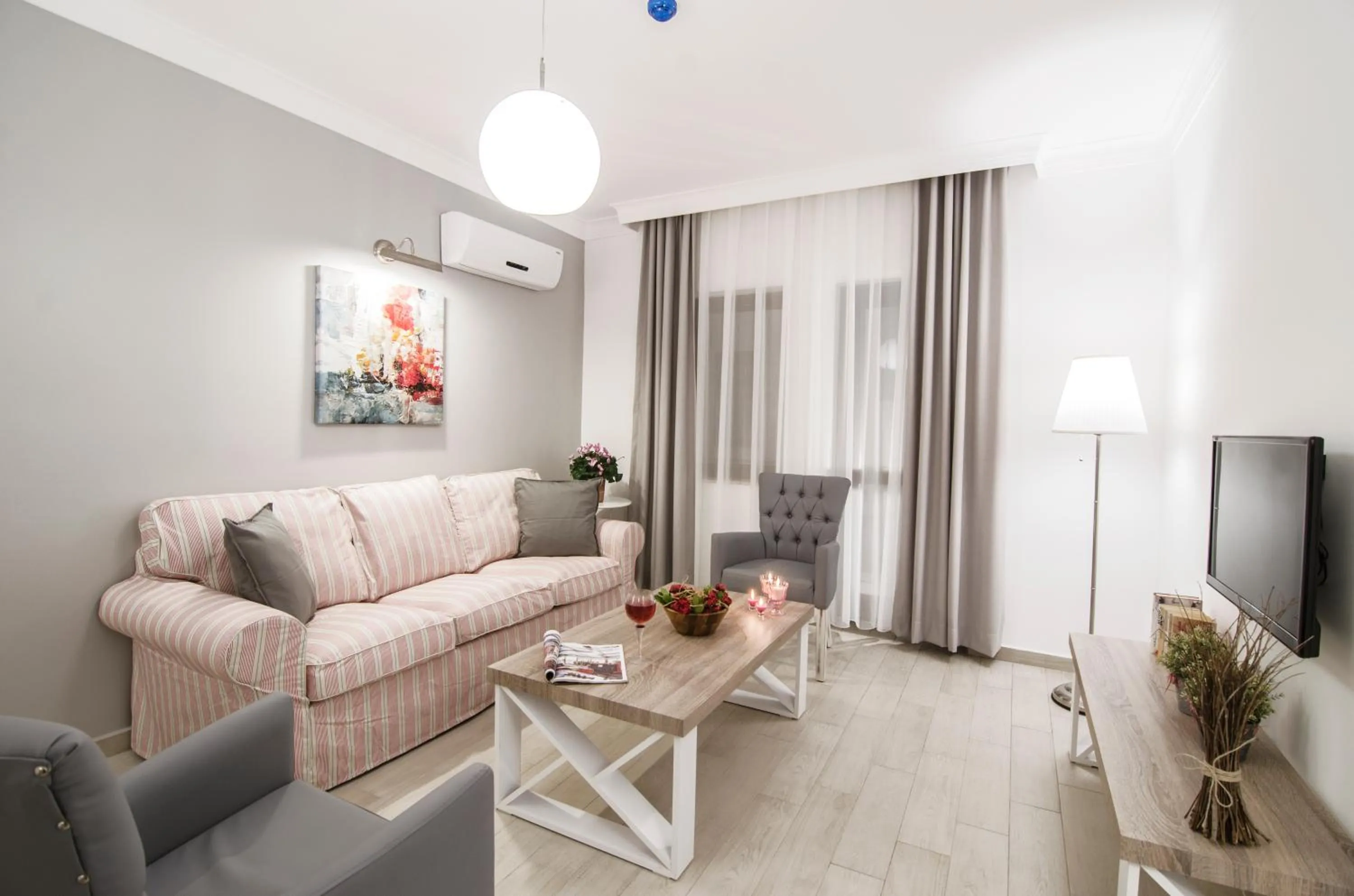 Seating area in Rodina Suites Hotel