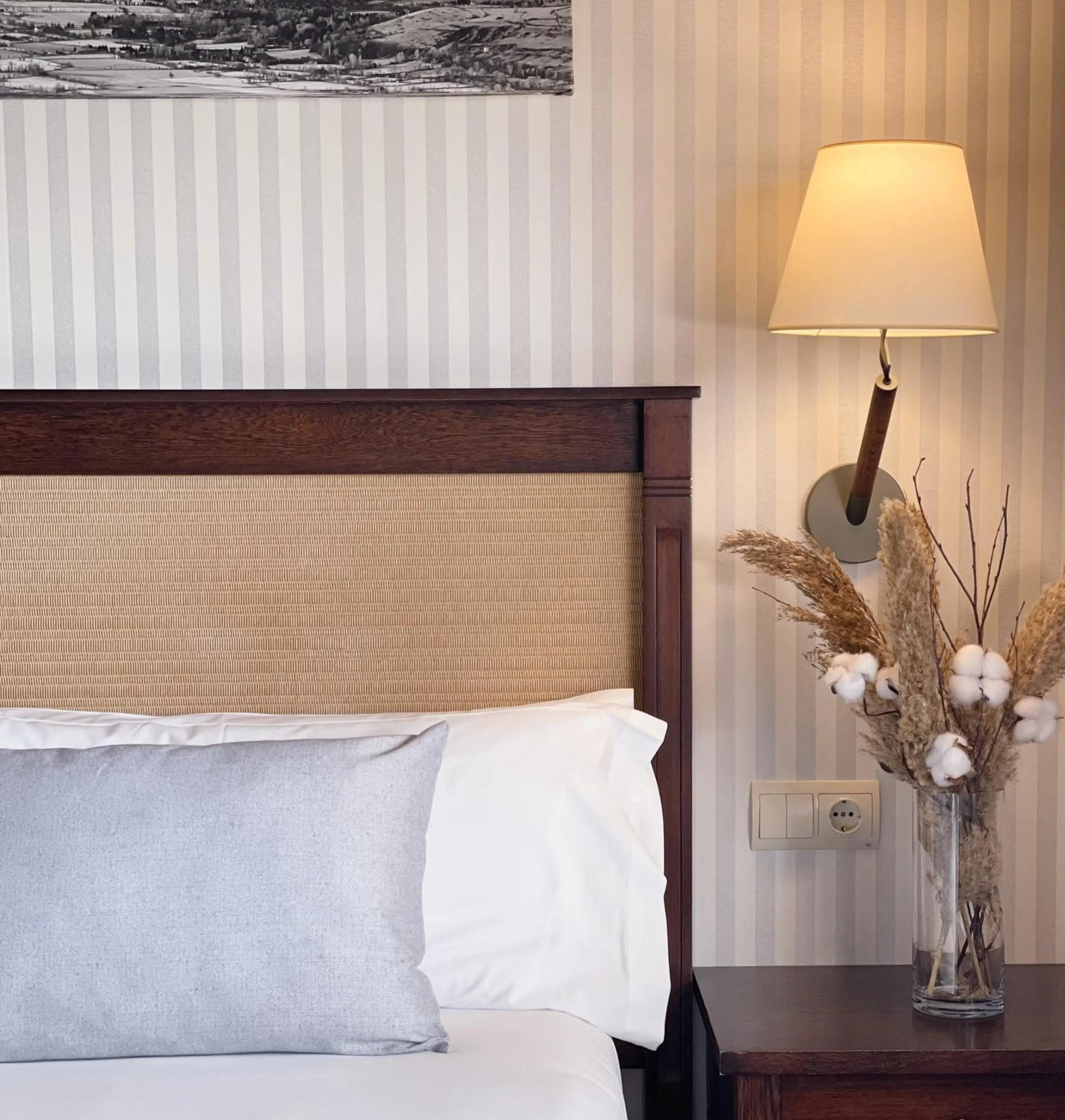 Bedroom, Bed in Hotel Fontanals Golf