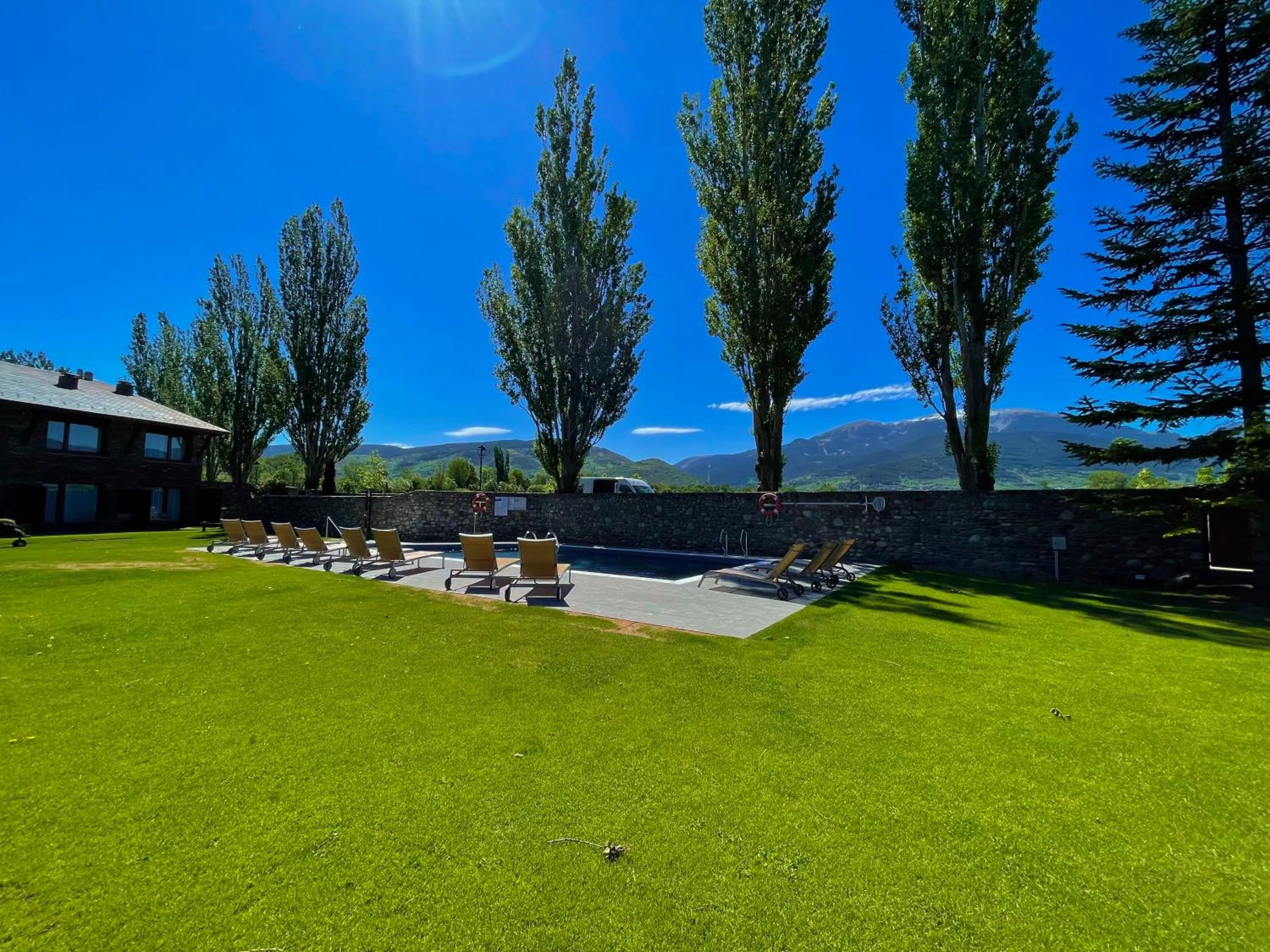 Garden in Hotel Fontanals Golf