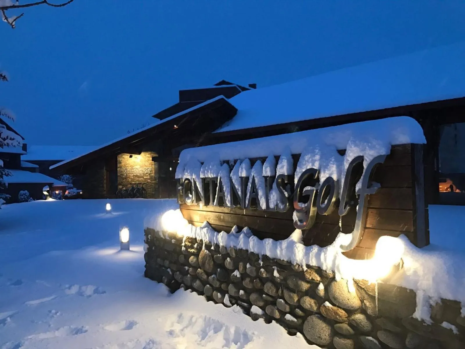 Facade/entrance in Hotel Fontanals Golf