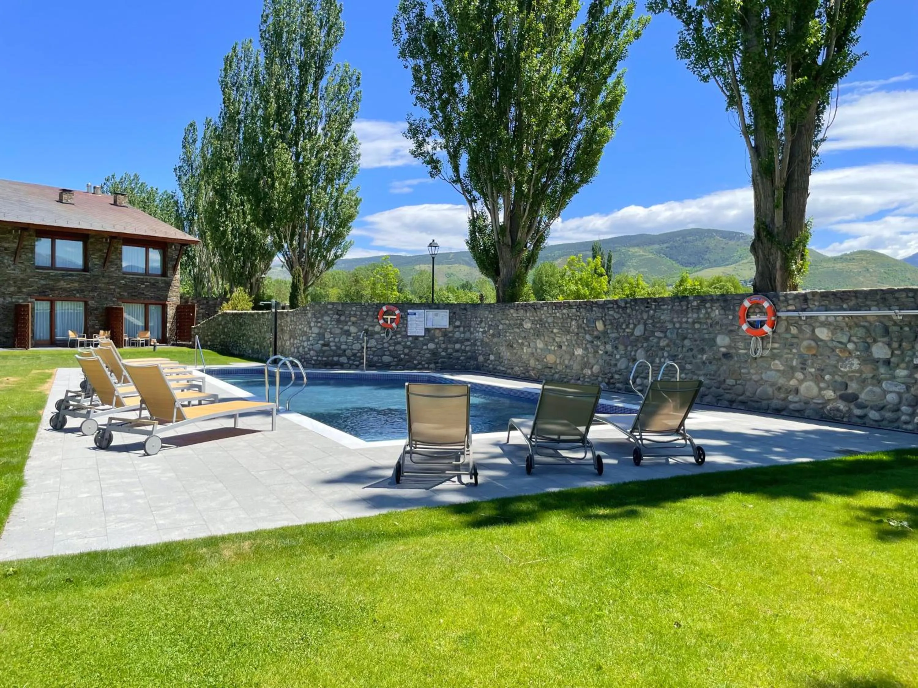 Garden in Hotel Fontanals Golf