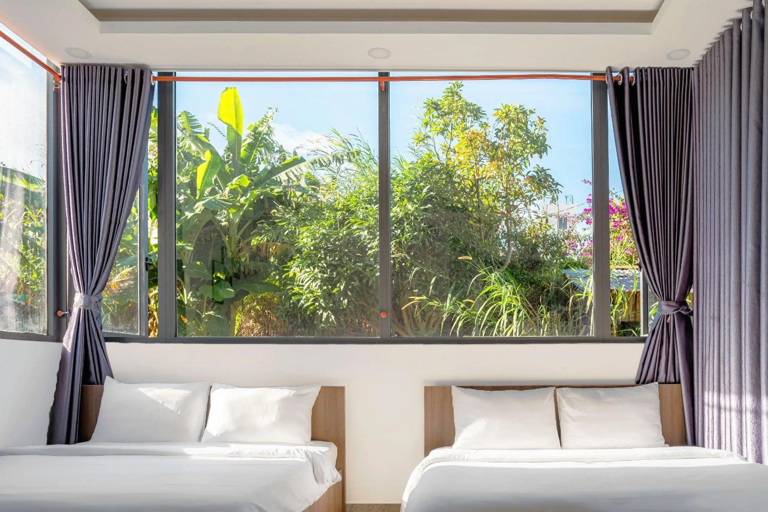 Garden, Bed in Nhat Minh Hotel Dalat